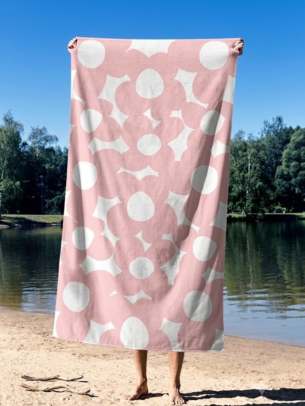 Beyaz Pembe Çiçek Desenli Dijital Baskılı Plaj Havlusu 75x150
