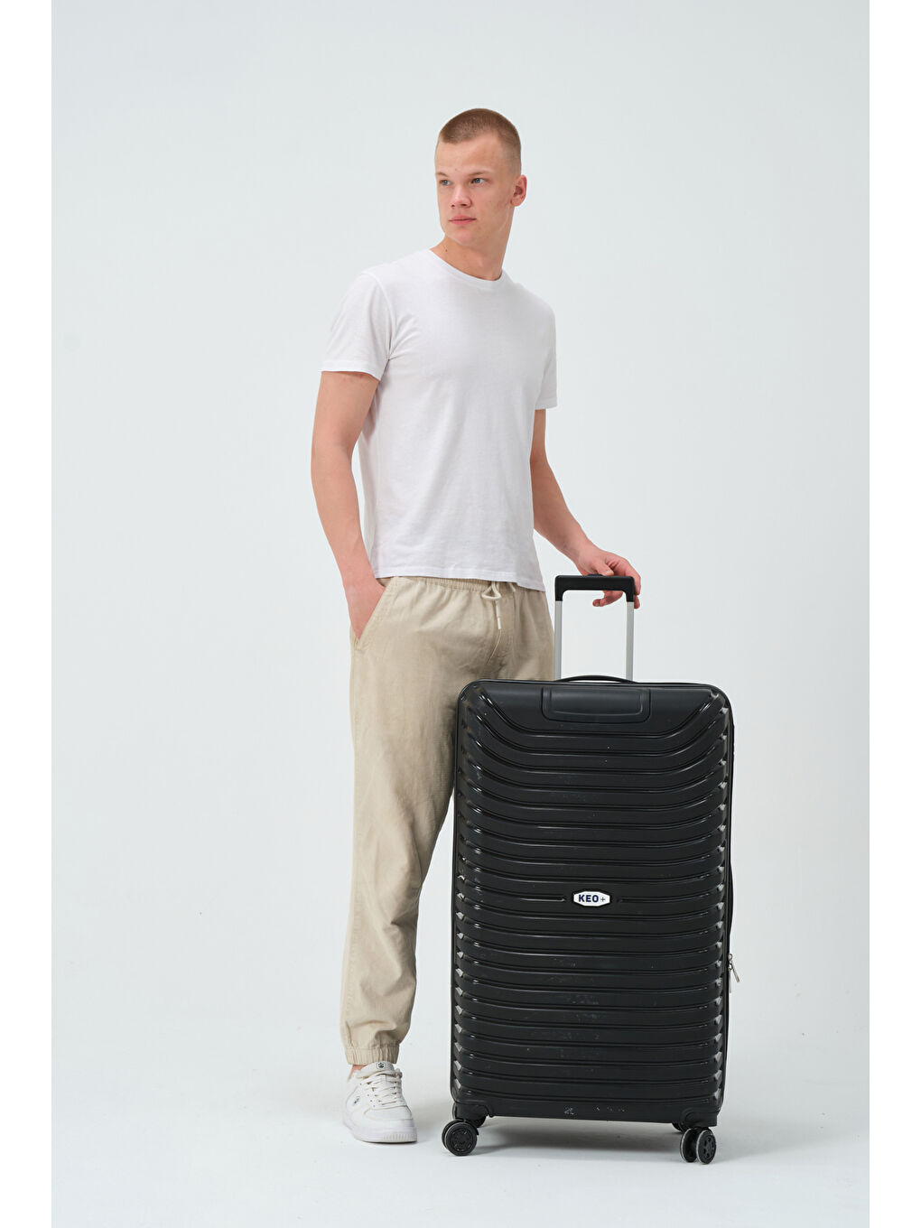 Büyük Boy Siyah PP Valiz