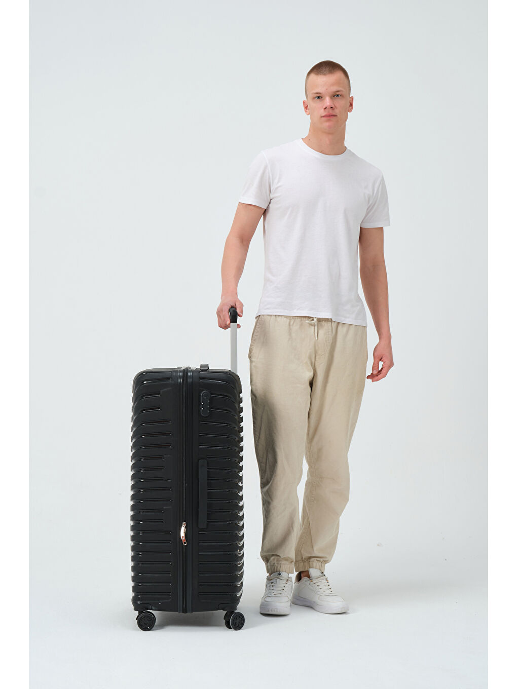 Büyük Boy Siyah PP Valiz-3