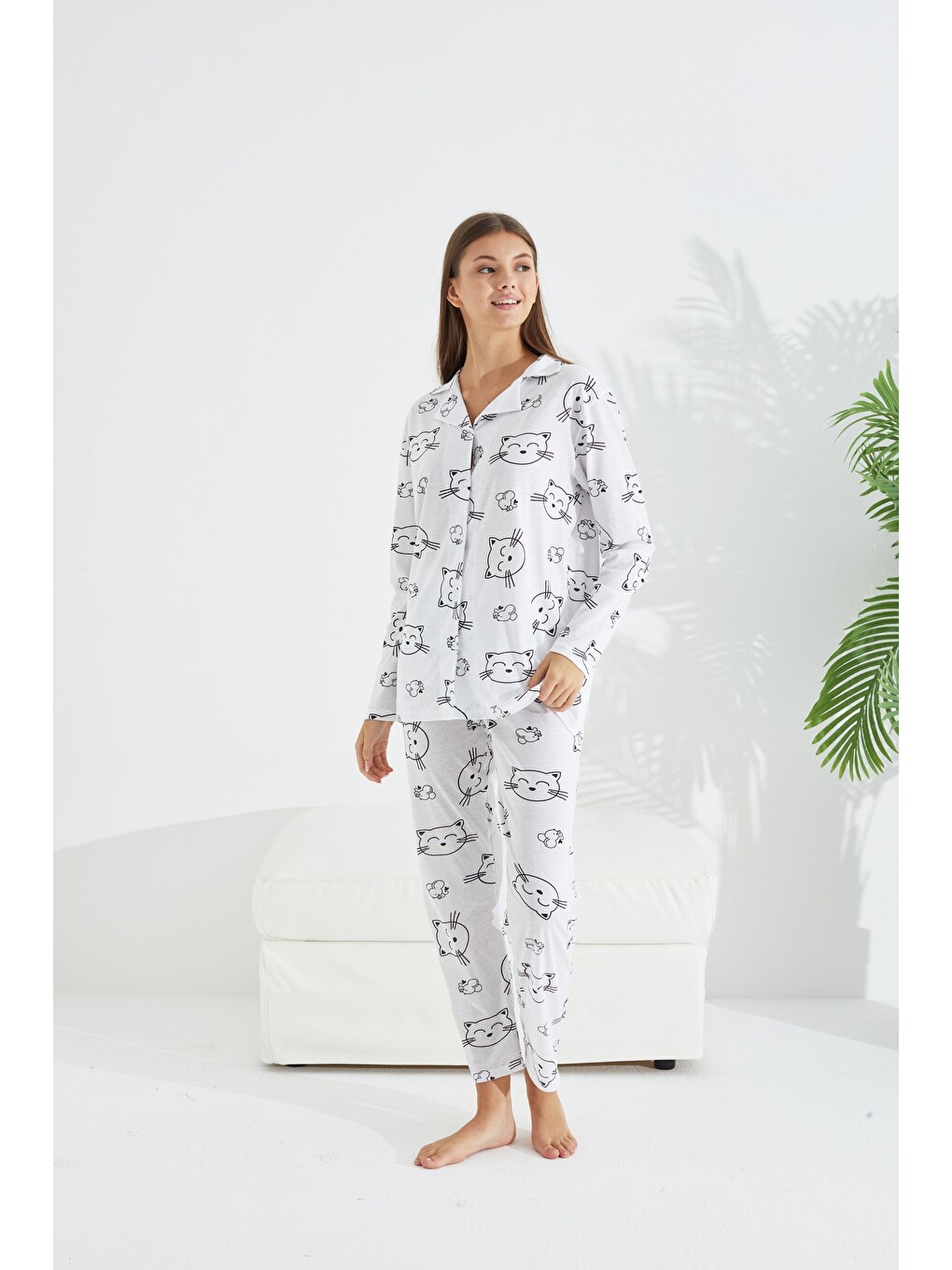 Karışık Pamuklu Düğmeli Pijama Takımı-1