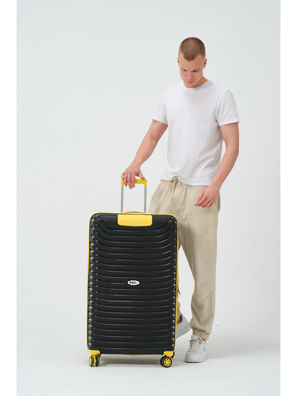 Büyük Boy Siyah-Sarı PP Valiz-3