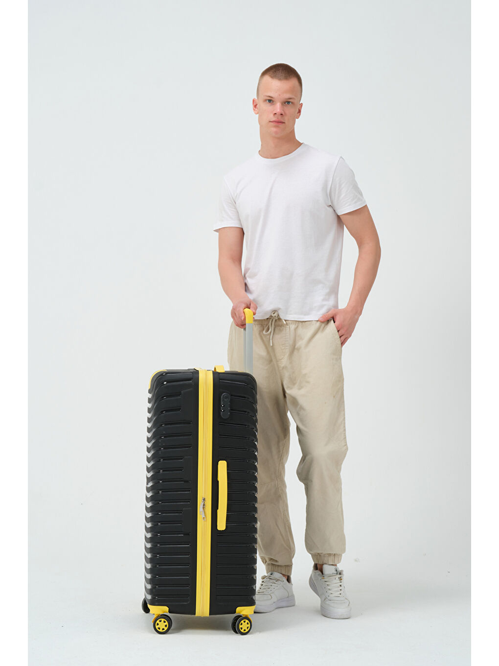 Büyük Boy Siyah-Sarı PP Valiz-7