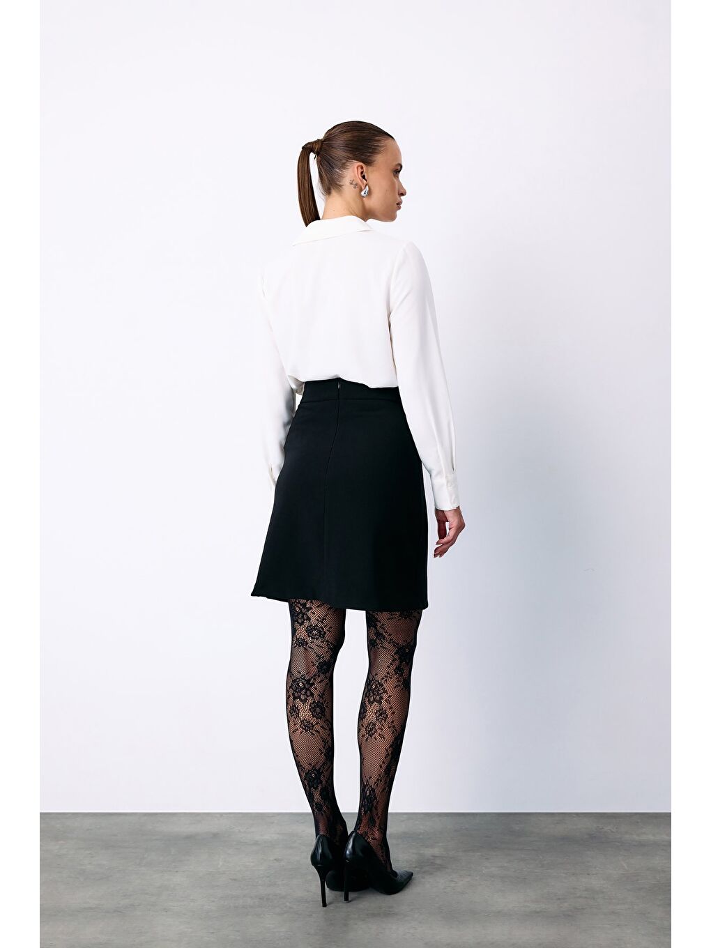 Düz Kısa Etek - Siyah-3