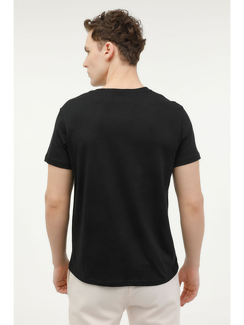 M-CT106 BSC V NK T-SH 4FX Siyah Erkek Kısa Kol Tişört-1