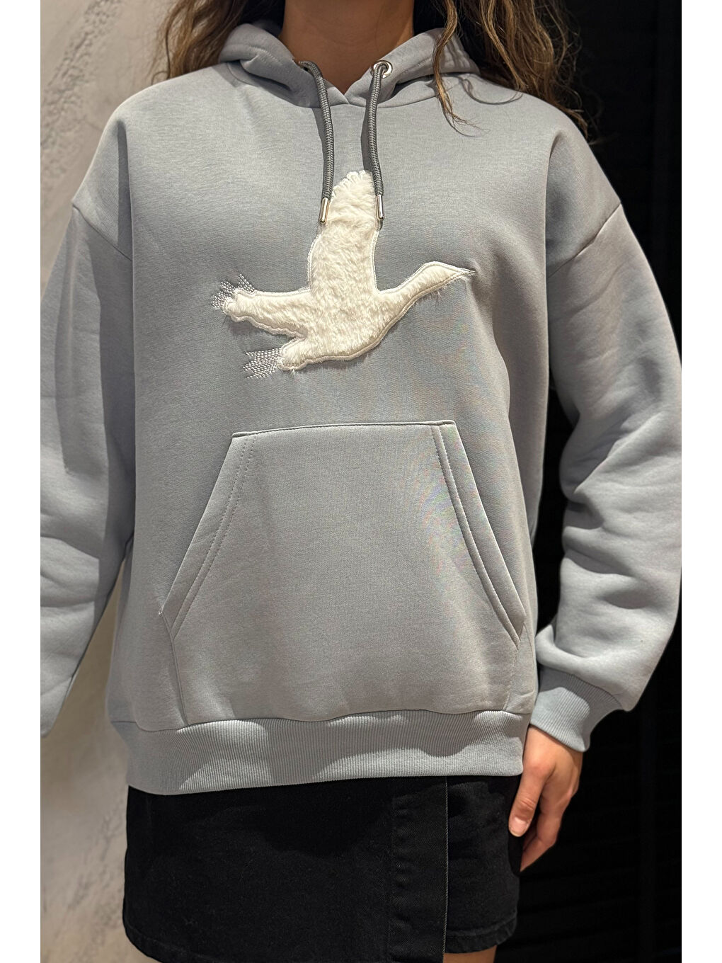 GÜLSELİ Gri Kadın Kuş Nakışlı Kapüşonlu Şardonlu Sweatshirt - 2