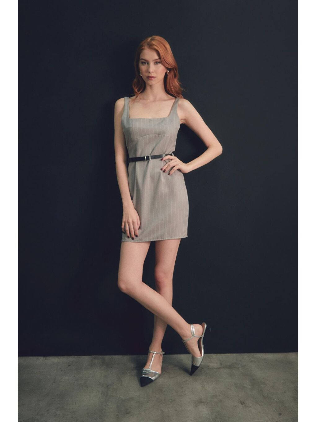 Gri Çizgili Kemerli Mini Elbise-1