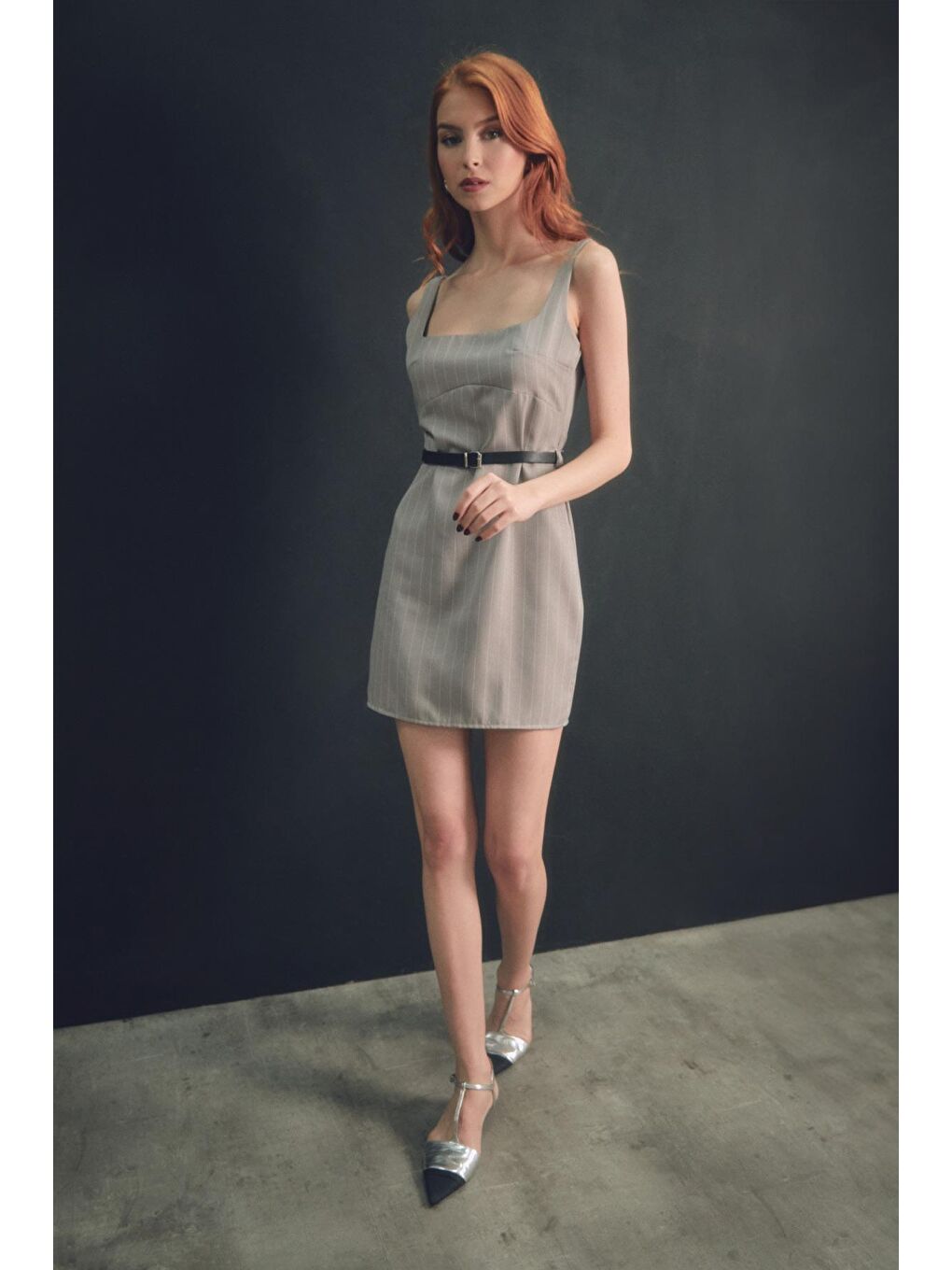 Gri Çizgili Kemerli Mini Elbise-2