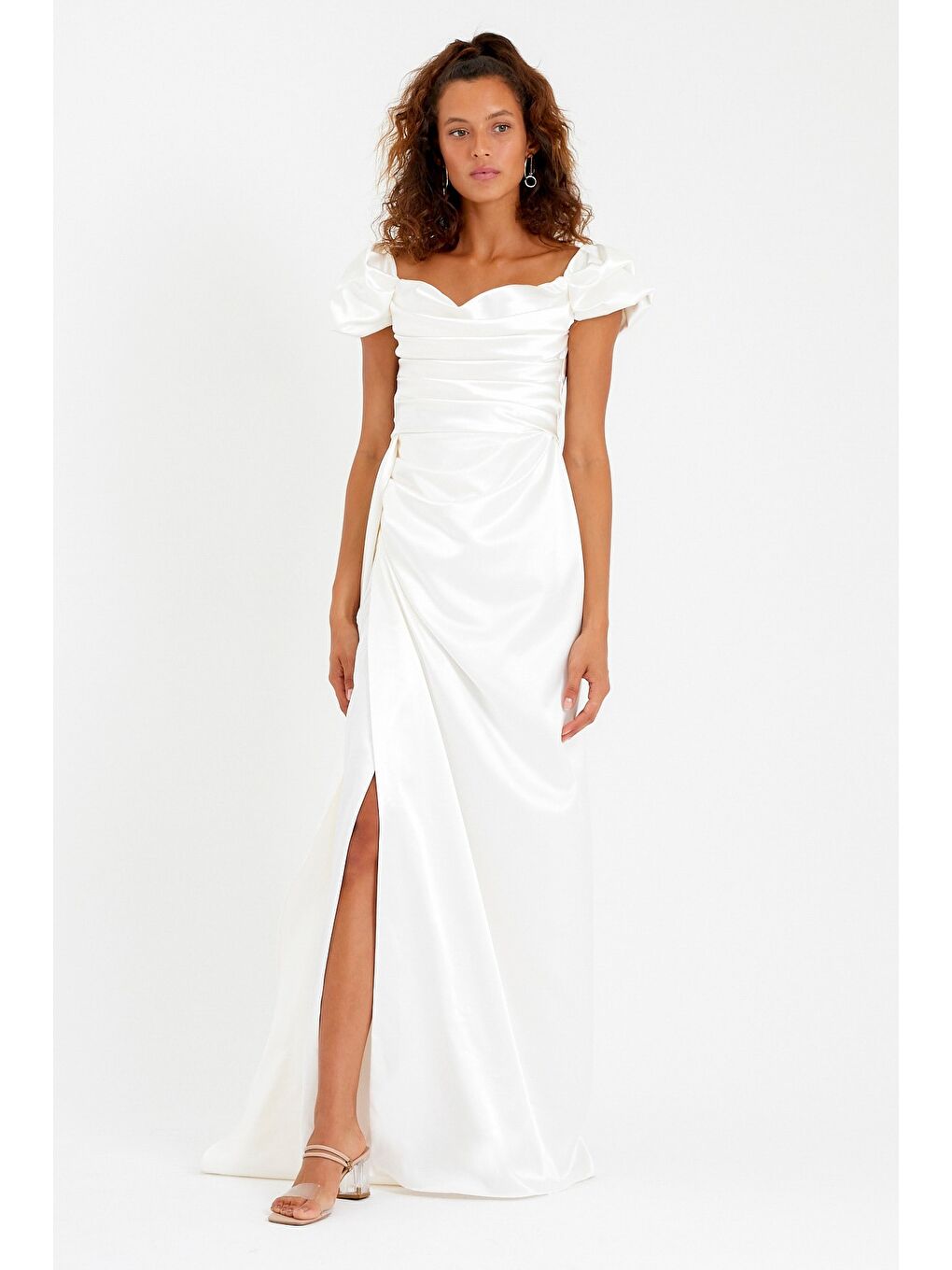 Kadın Beyaz Kayık Yaka Kuyruklu Uzun Saten Abiye & Mezuniyet Elbisesi-2