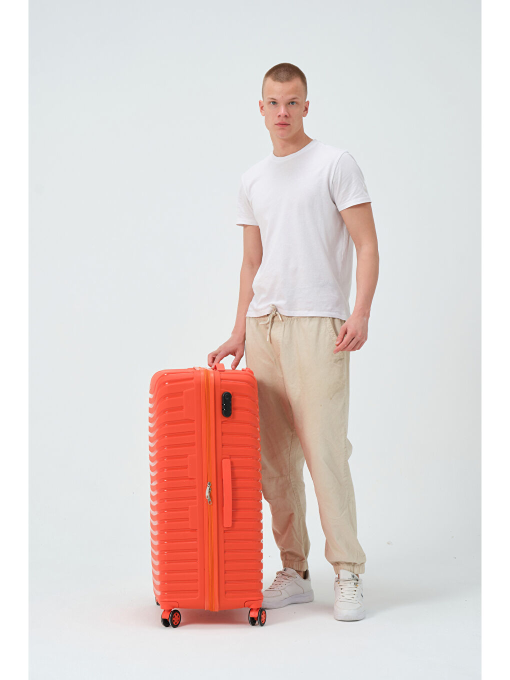 Büyük Boy Turuncu PP Valiz-2