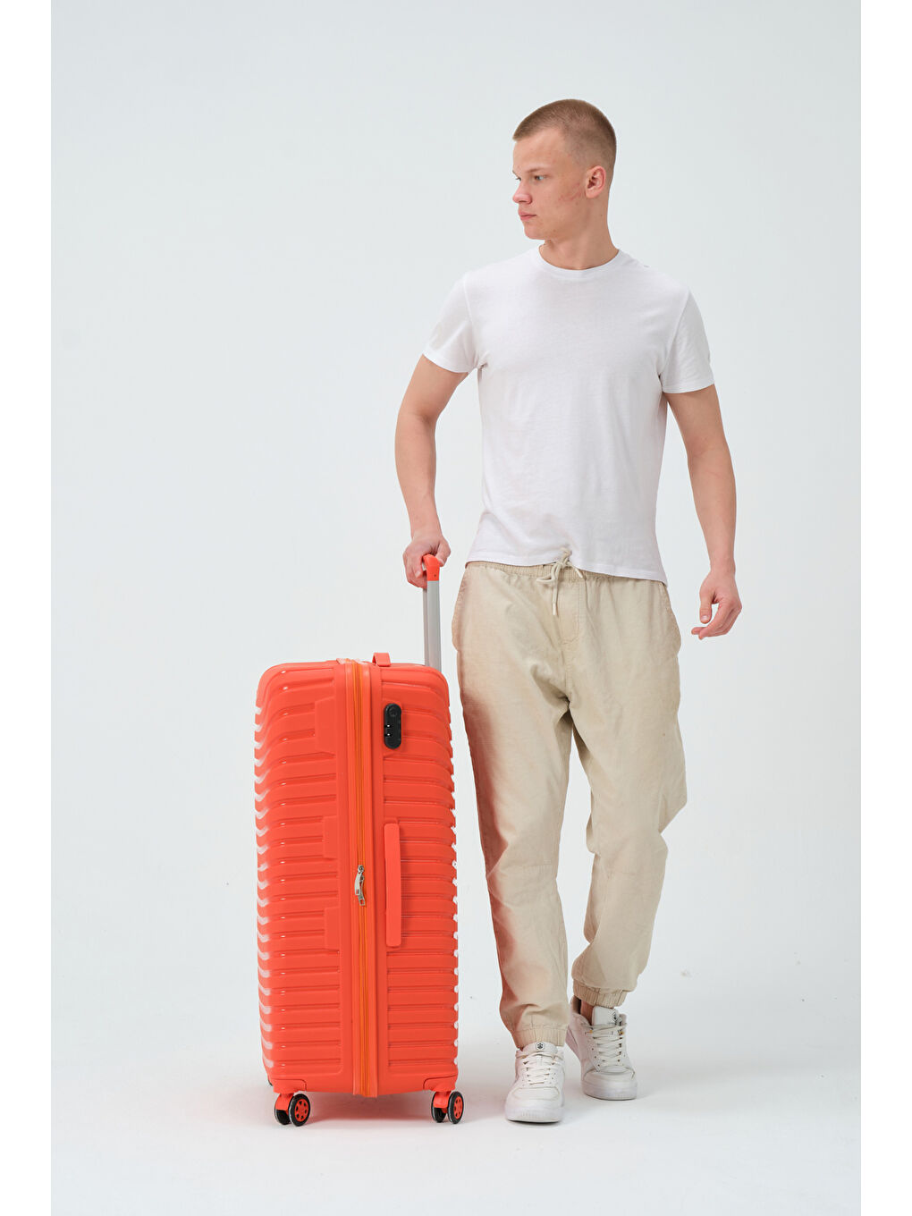 Büyük Boy Turuncu PP Valiz-4