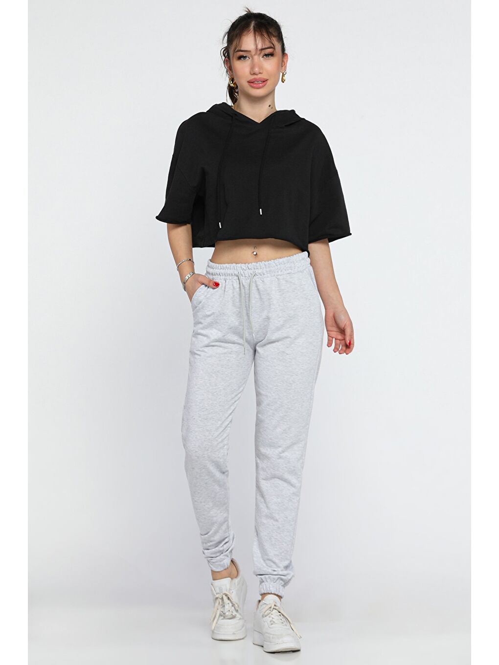 Gri Kadın Paça Lastikli Eşofman Altı