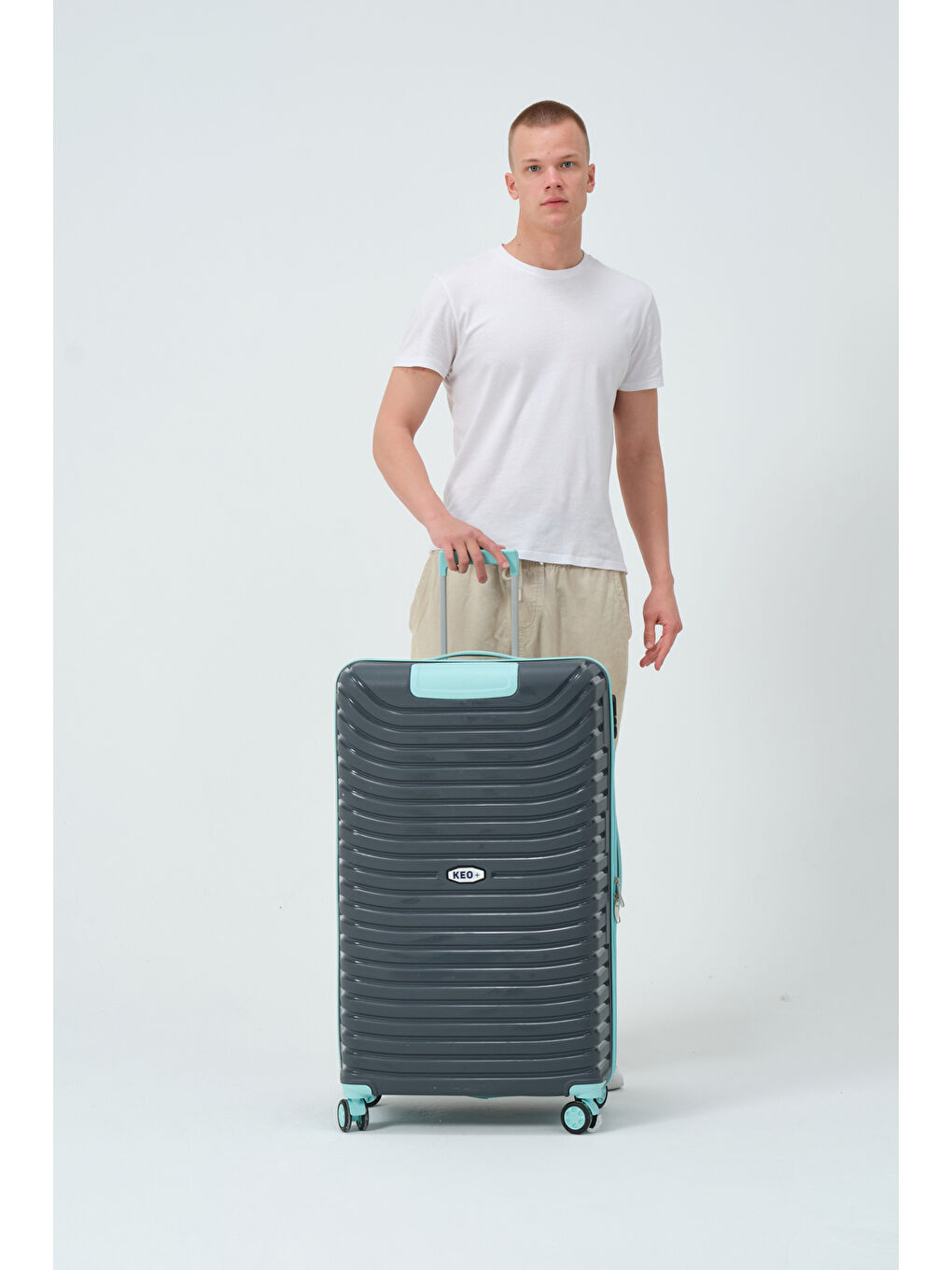 Gri Büyük Boy Füme-Turkuaz PP Valiz