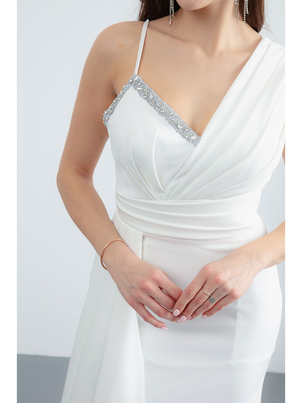 Kadın Beyaz Tek Omuz Taşlı Söz Nişan Nikah Abiye Elbise-3