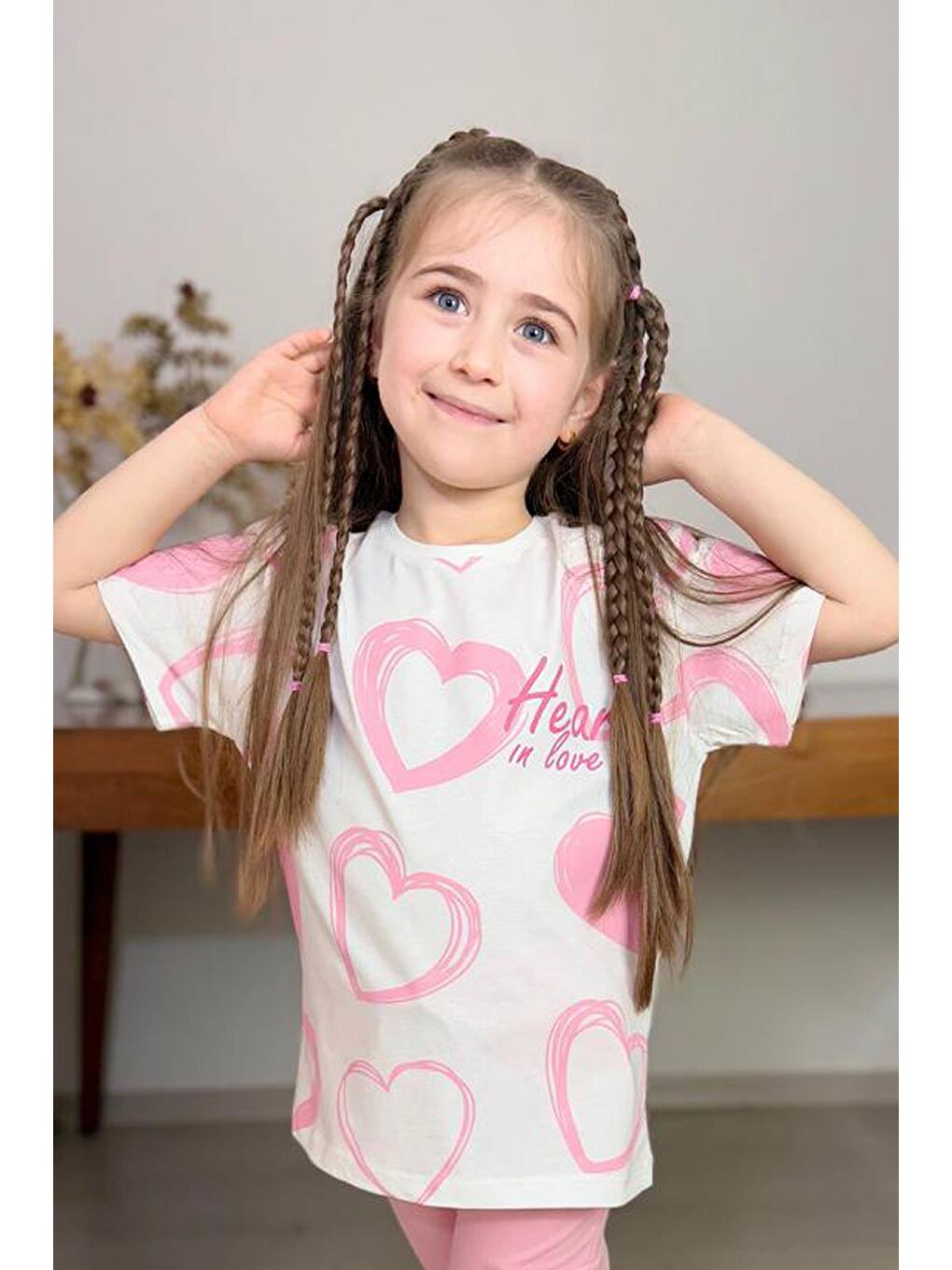 Kız Çocuk Pano Kalp Baskı Bisiklet Yaka T-Shirt Kargo Cepli Alt Pembe Eşofman Takım-2