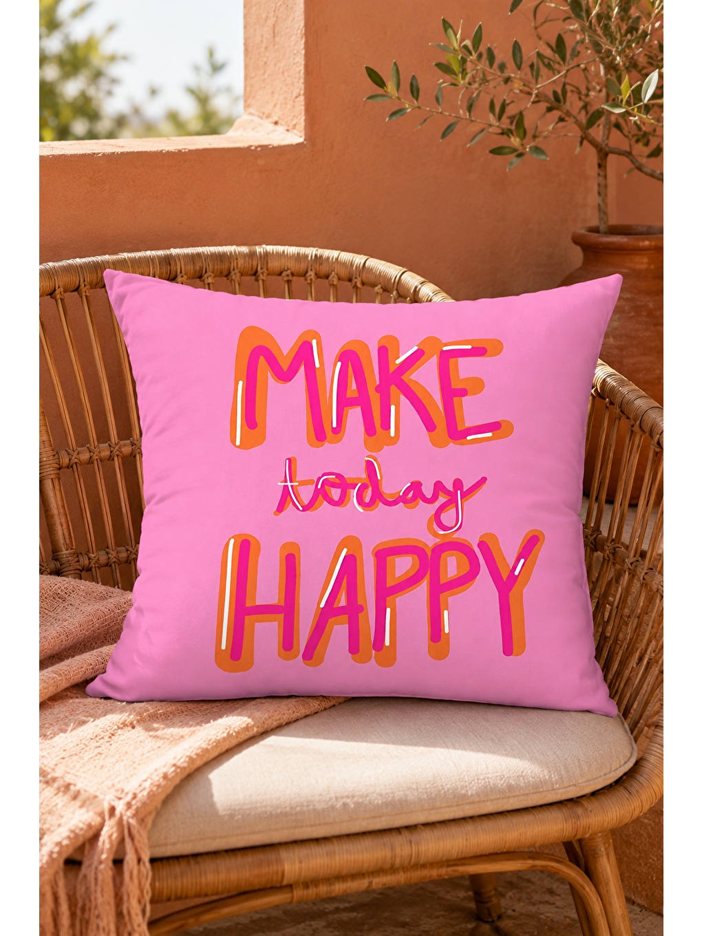 Fuşya Make Today Happy Yazı Baskılı Dekoratif Kırlent Kılıfı Pembe Pop Art Dekor 43x43 Cm-2