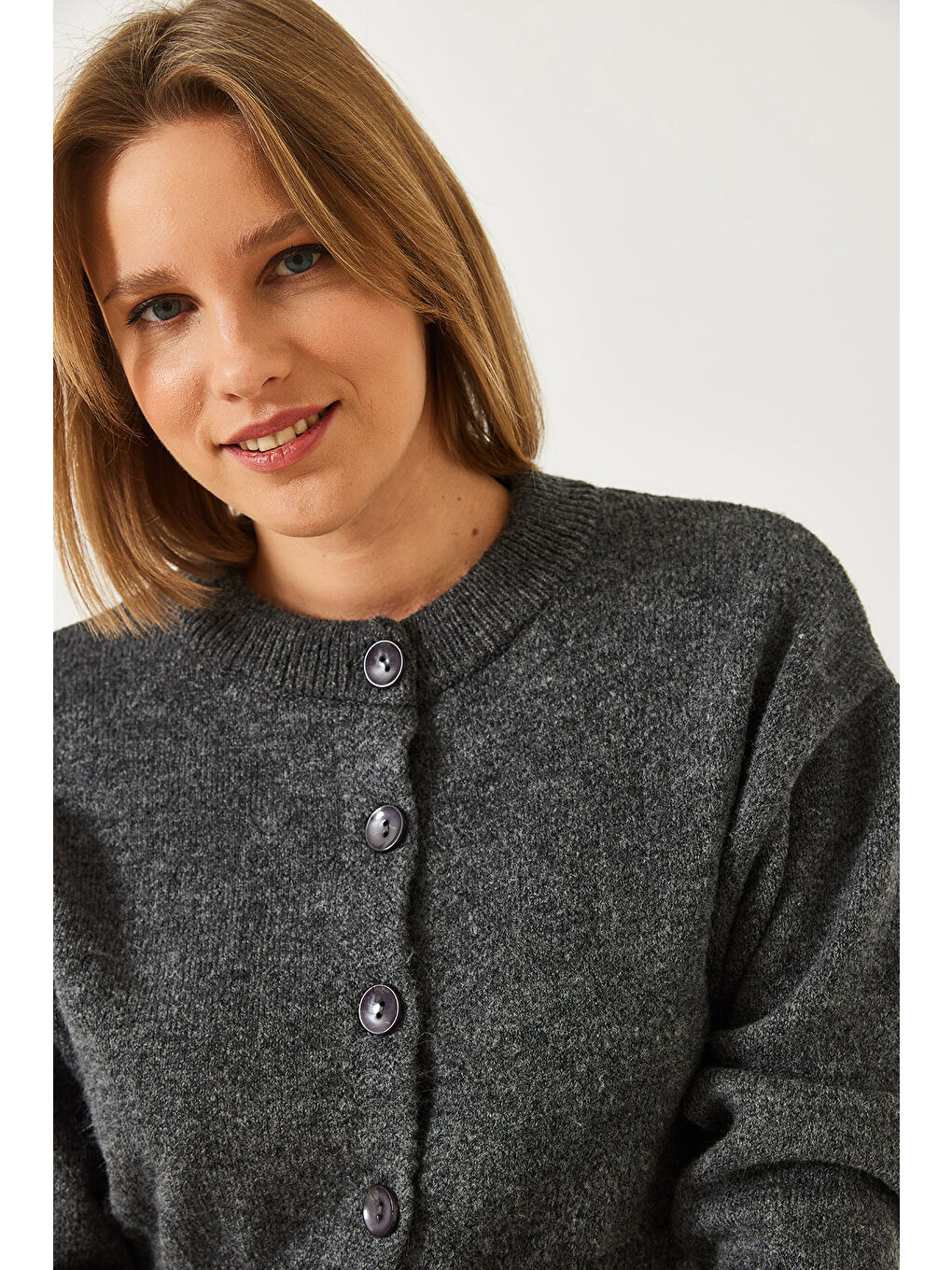 Antrasit Kadın Düğmeli Triko Hırka-4