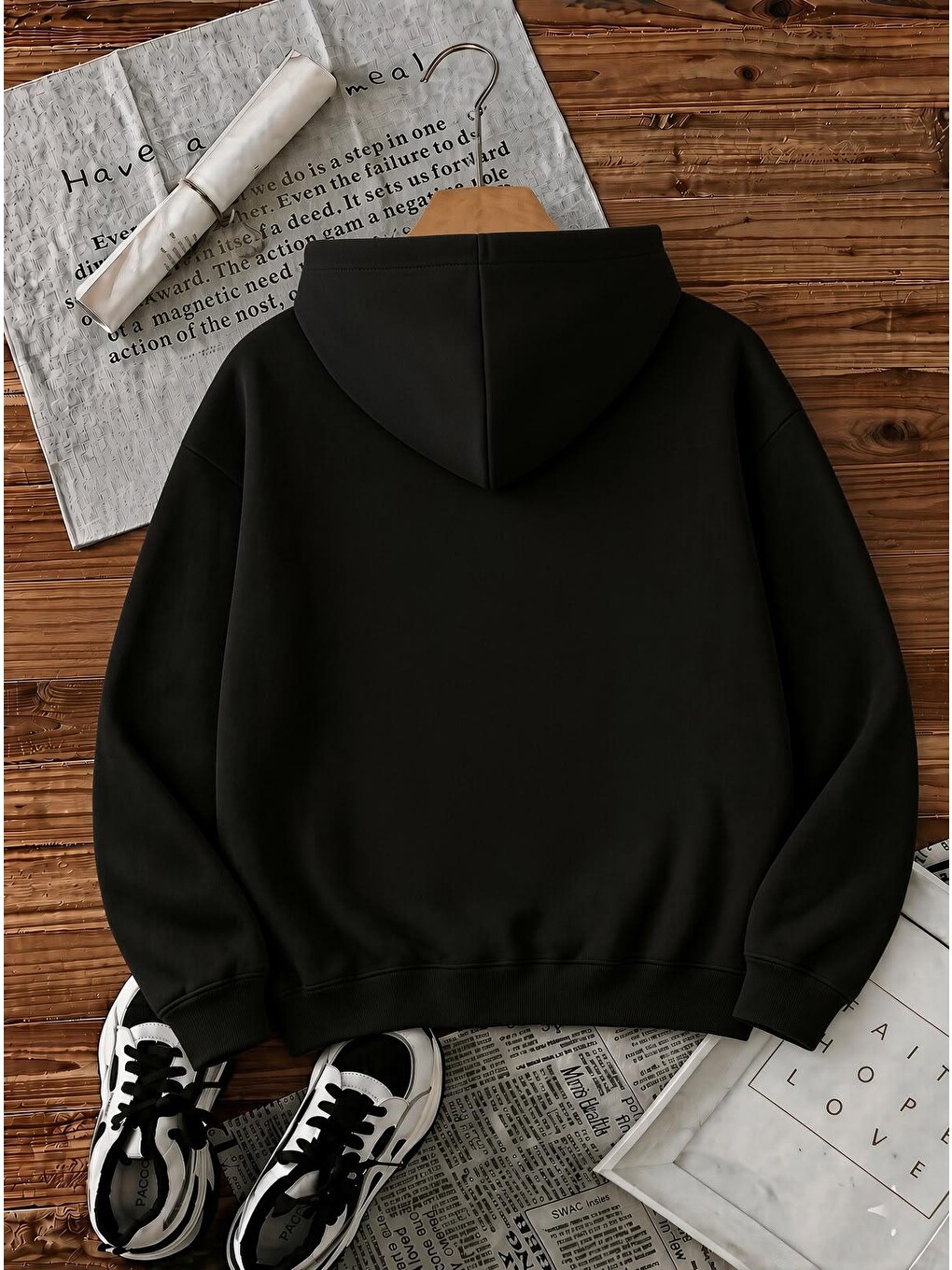 Siyah Sw Strawberries Yes, Please." Ön Baskılı Renkli Kadın Kapüşonlu Sweatshirt-1