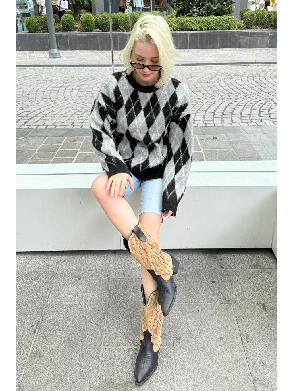 Siyah Bisiklet Yaka Şardonlu Baklava Desenli Kazak Mg2493-2