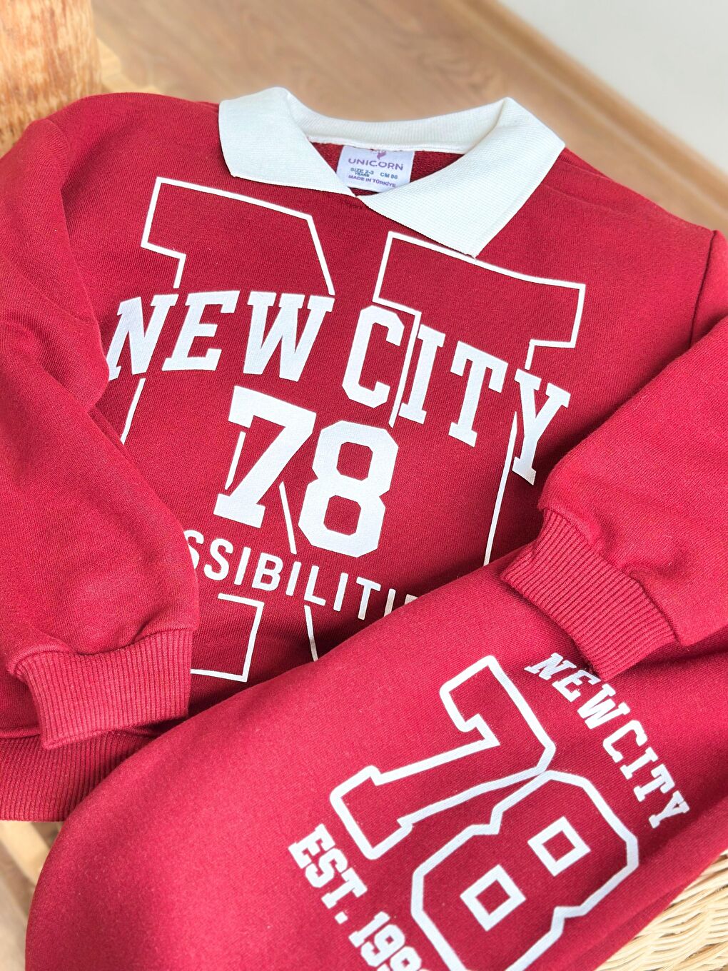 Kırmızı Kız Çocuk Pamuklu Bordo New City 78 Baskılı Eşofman Takımı - Rahat Kalıp-4