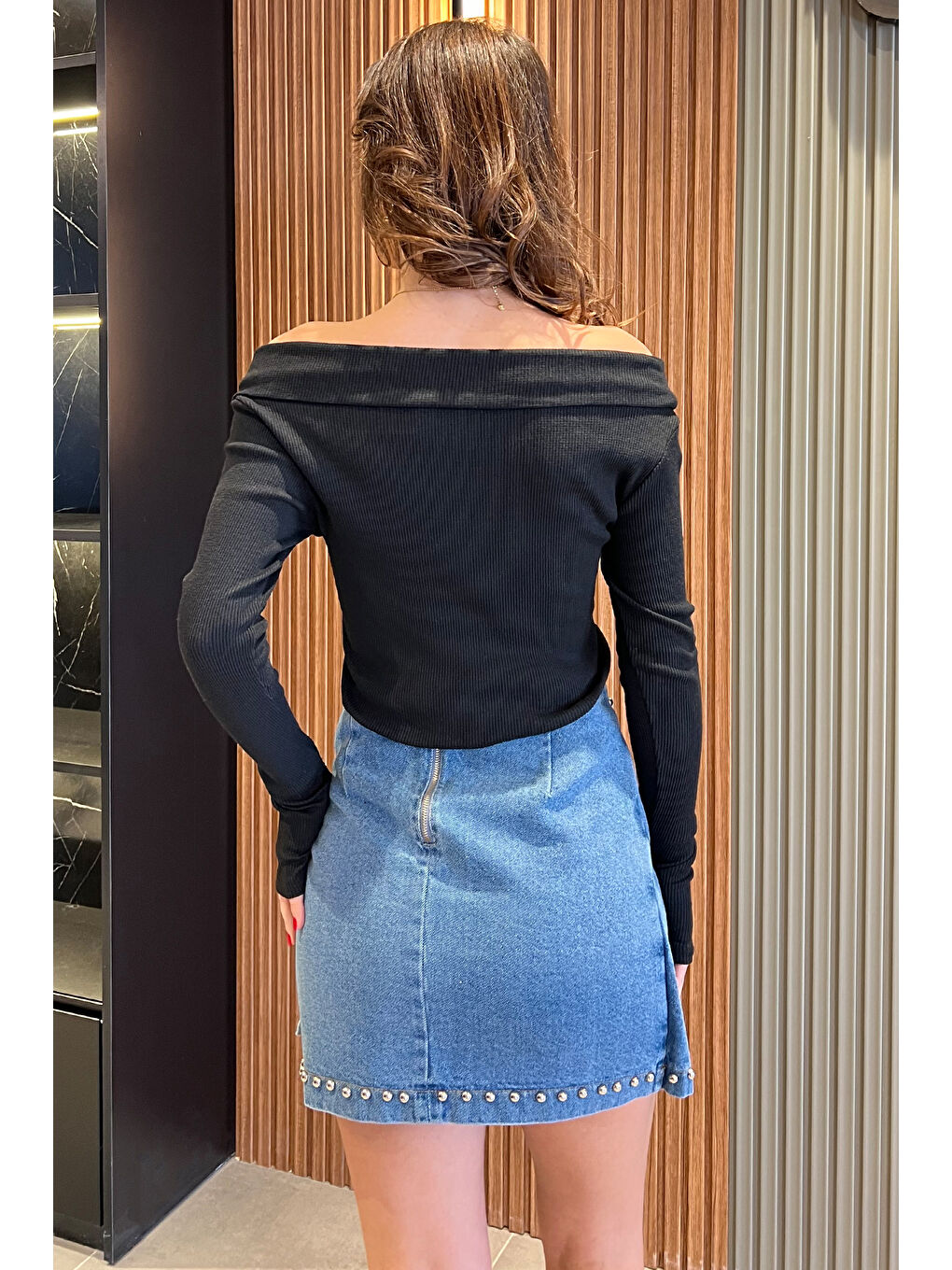 Siyah Ön Çapraz Detaylı Kadın Kaşkorse Bluz-3