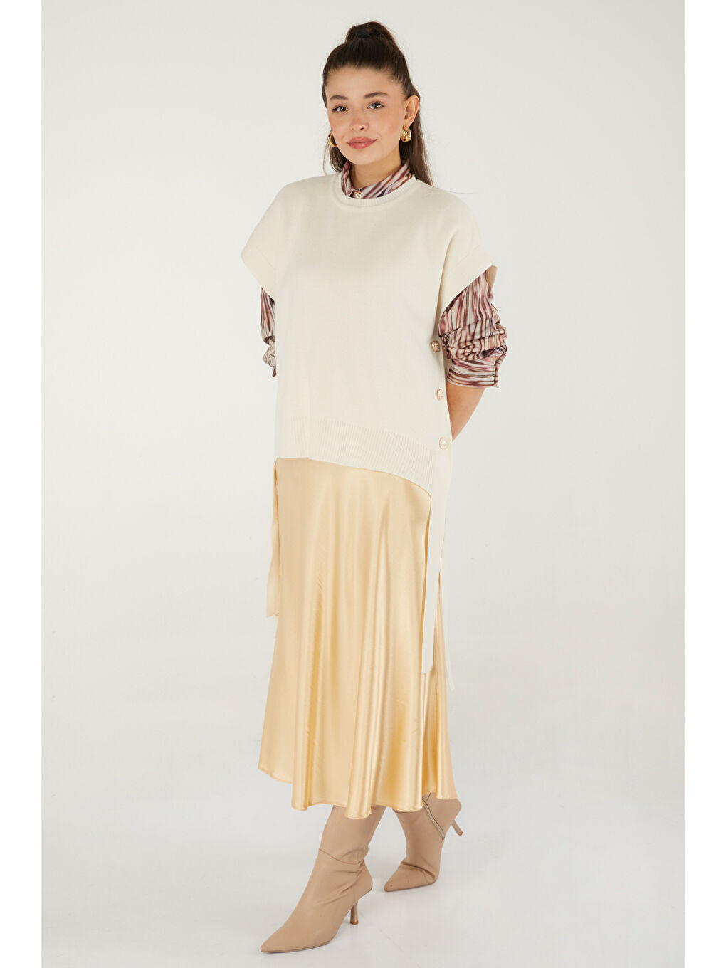 Bisiklet Yaka Kadın Bej Yandan Bağlamalı Kazak - 26502-3