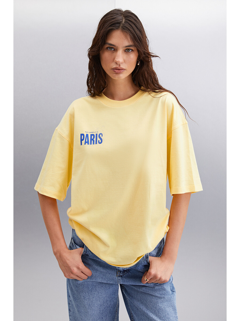 Gıllıan Kadın Ön Ve Arka Baskı Detaylı Oversize &100 Organik Pamuklu Sarı T-shirt