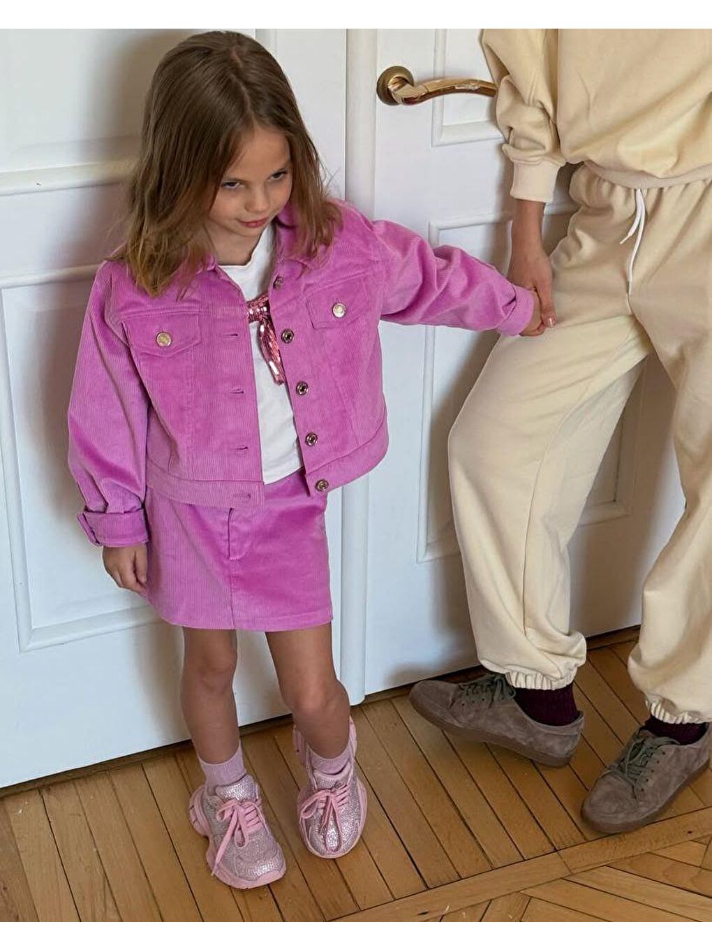 Pembe Kız Çocuk Pamuklu Fuşya Ceketli Etek Takım - Düğme Detaylı Crop Ceket