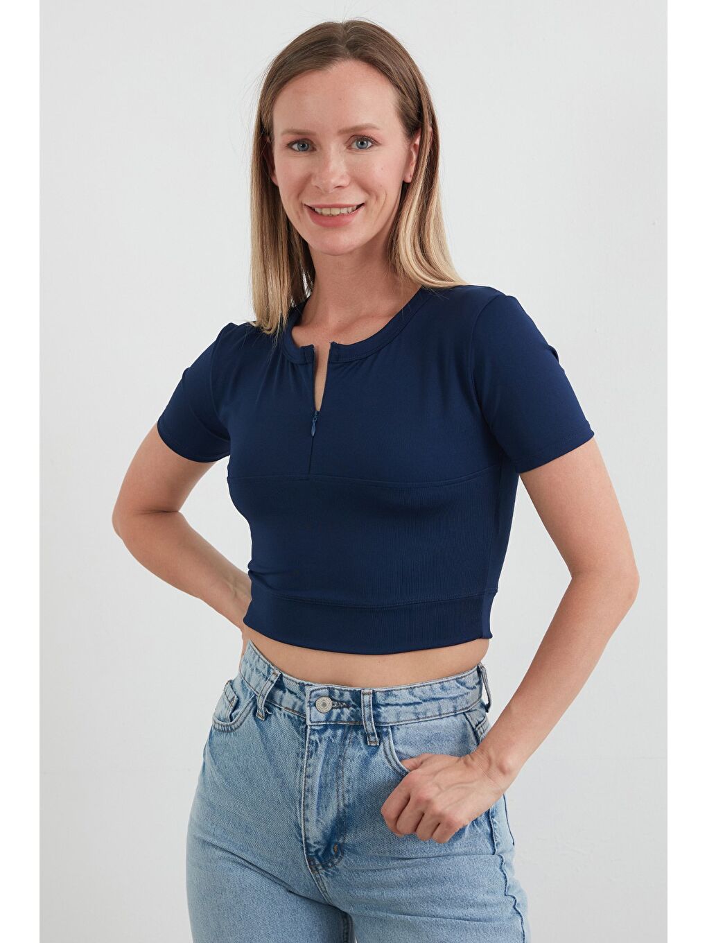 Lacivert Basic Yarım Fermuarlı Dalgıç Kumaş Crop Tişört