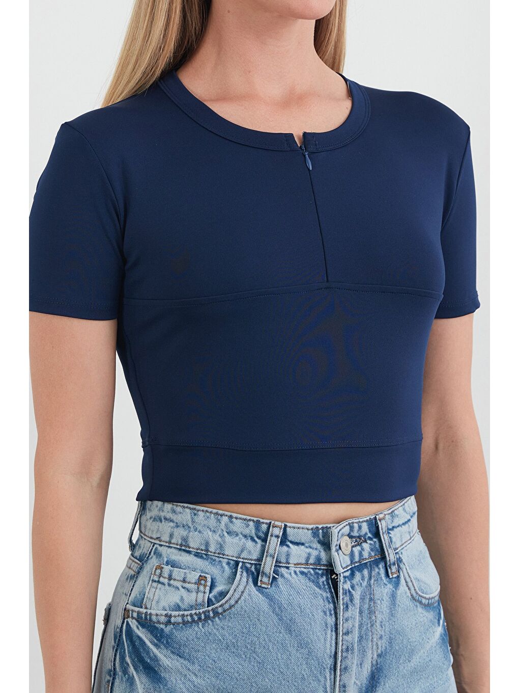 Lacivert Basic Yarım Fermuarlı Dalgıç Kumaş Crop Tişört-4