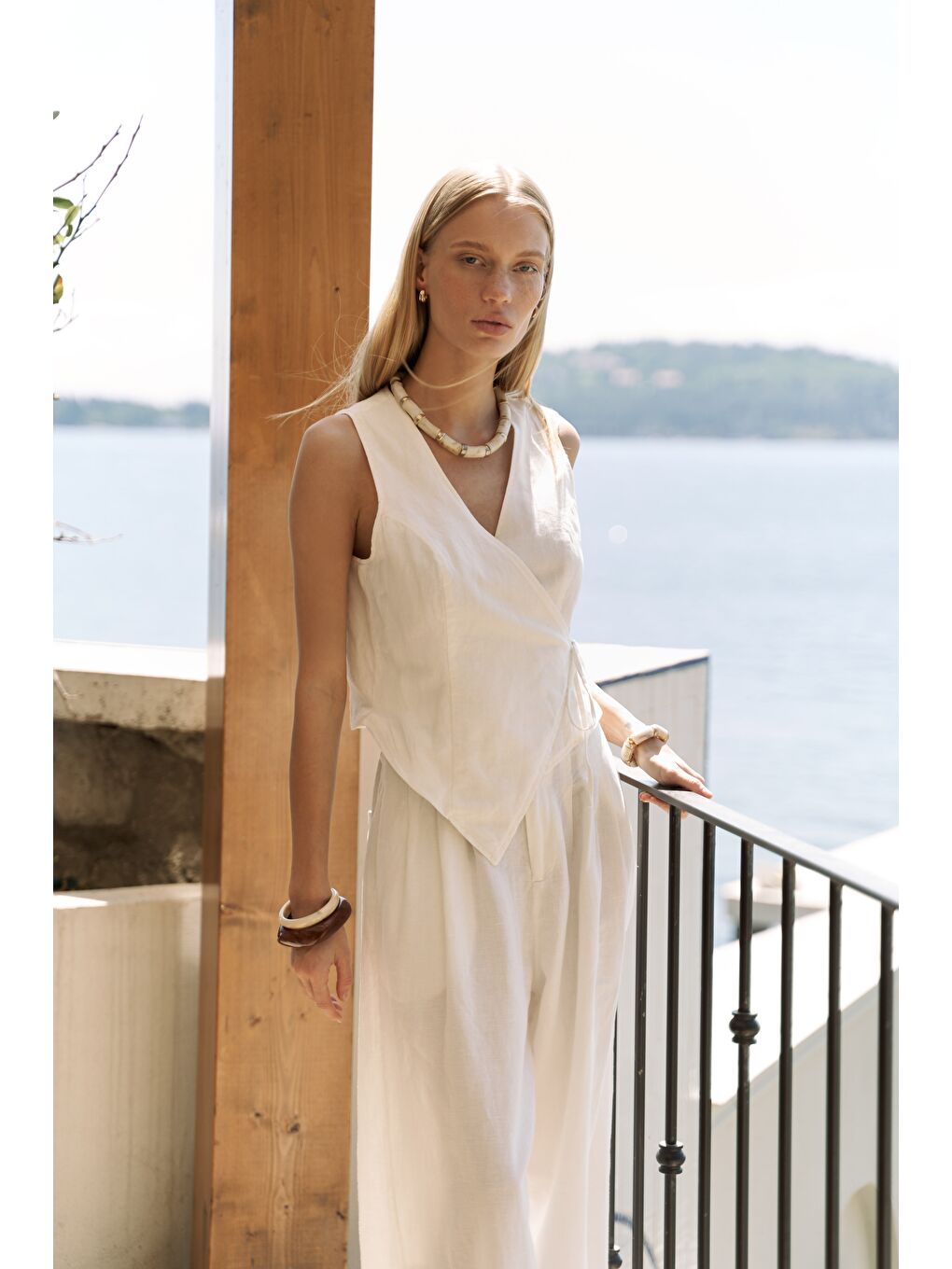 Moibel Bağcık Detay Ekru Crop Pantolon Takım