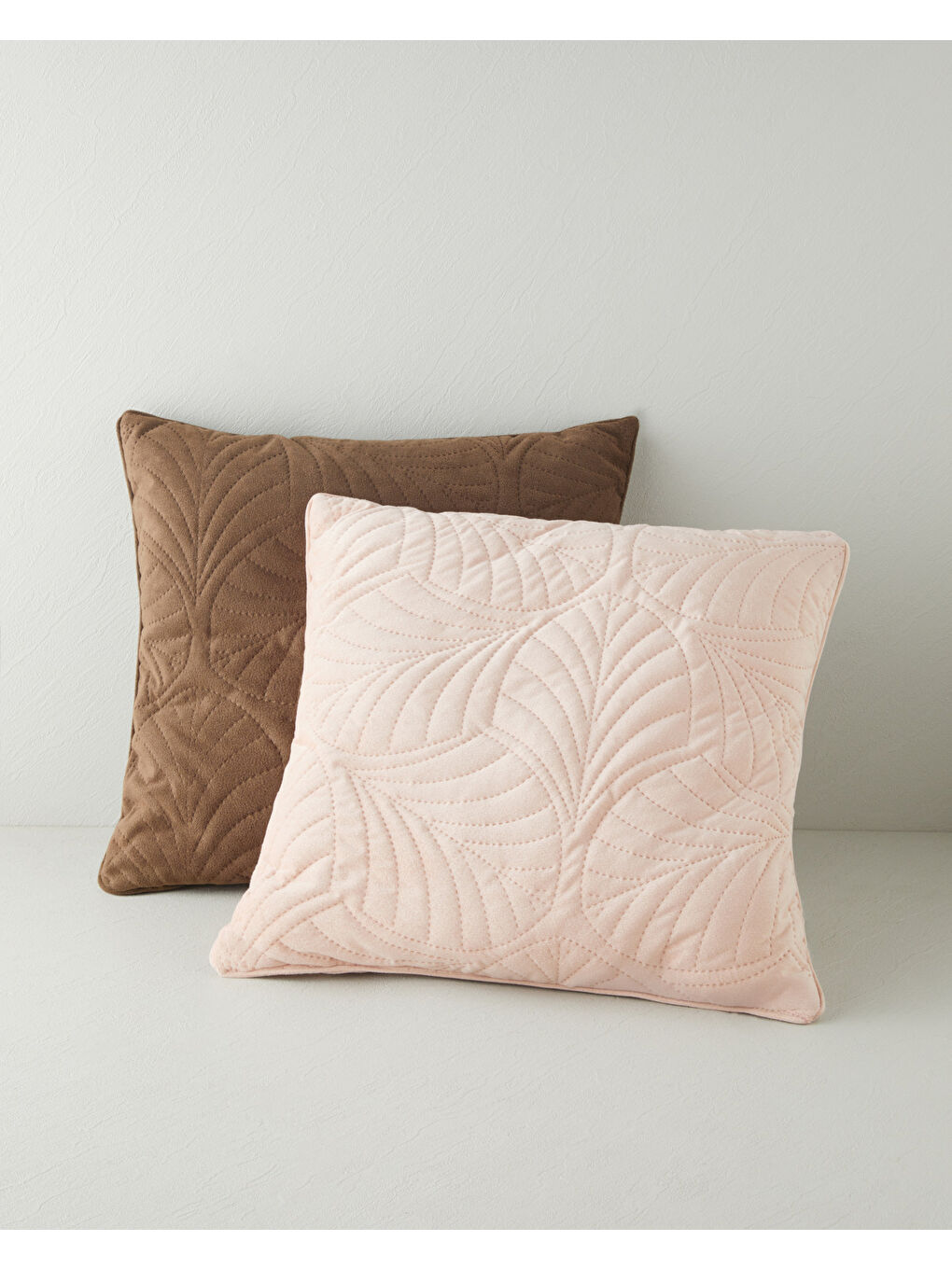 Hypnosis Kırlent 45x45 cm Pembe-3