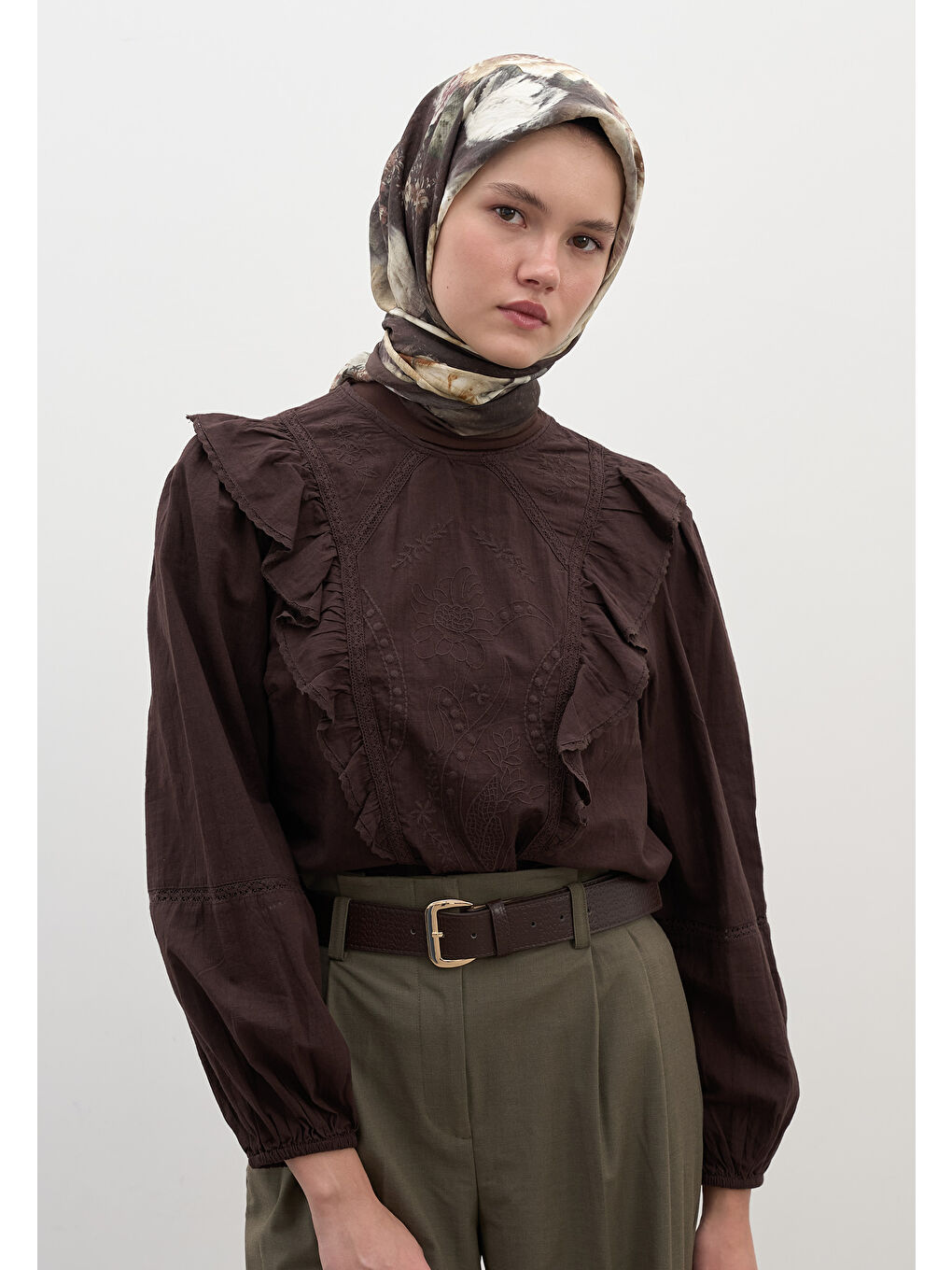 Kahverengi Vıntage Rose Desen Pamuklu Viskon Eşarp Kahve