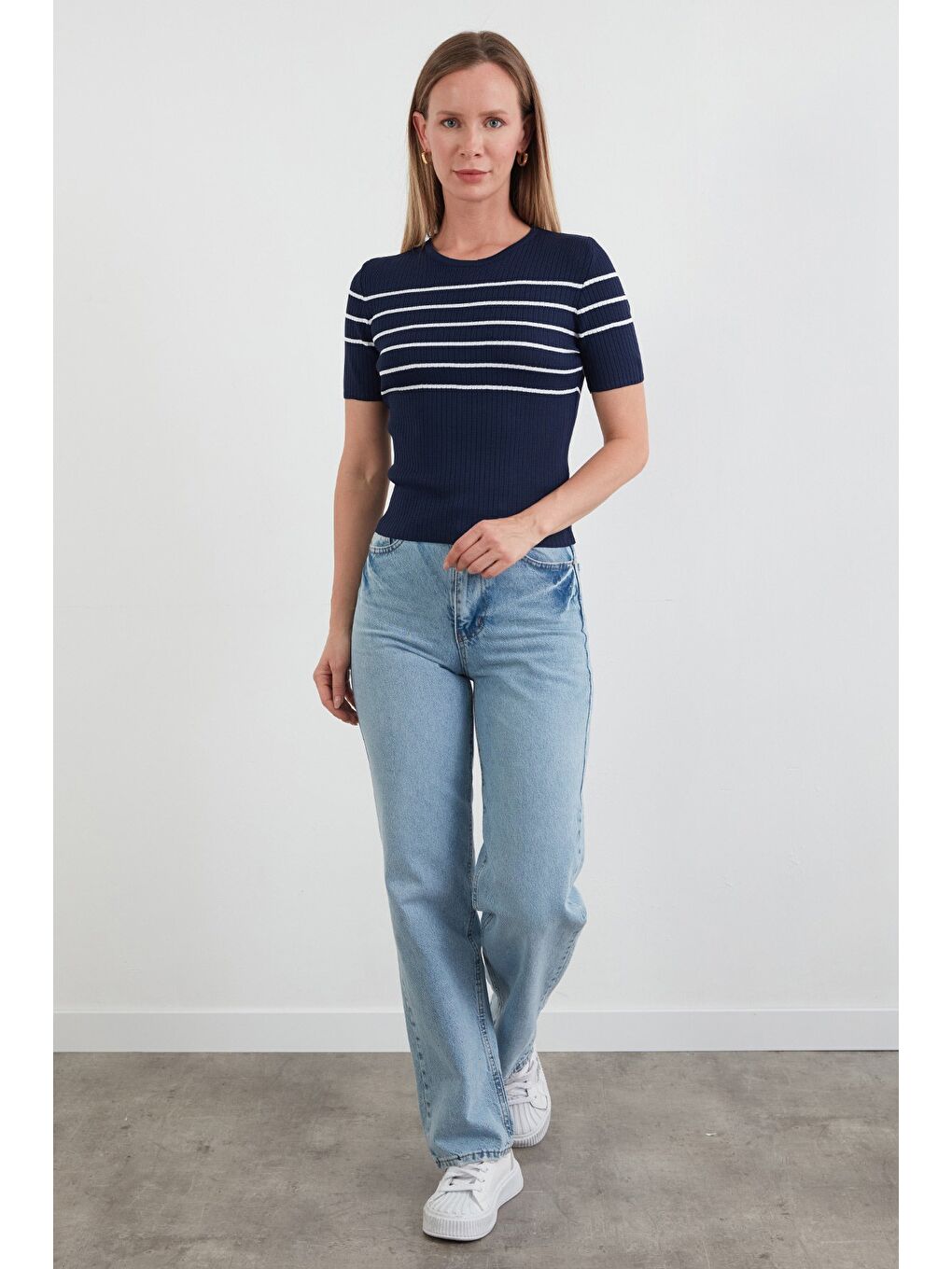 Lacivert Çizgili Fitilli Bisiklet Yaka Triko Bluz-2