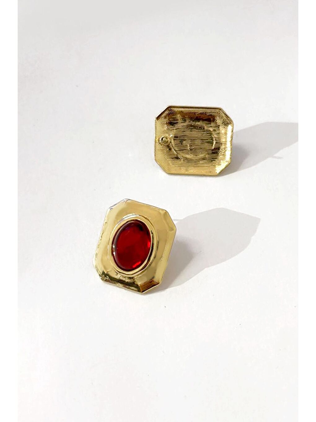 Kırmızı Gold Detaylı Renkli Taşlı Kare Çelik Vintage Küpe-4