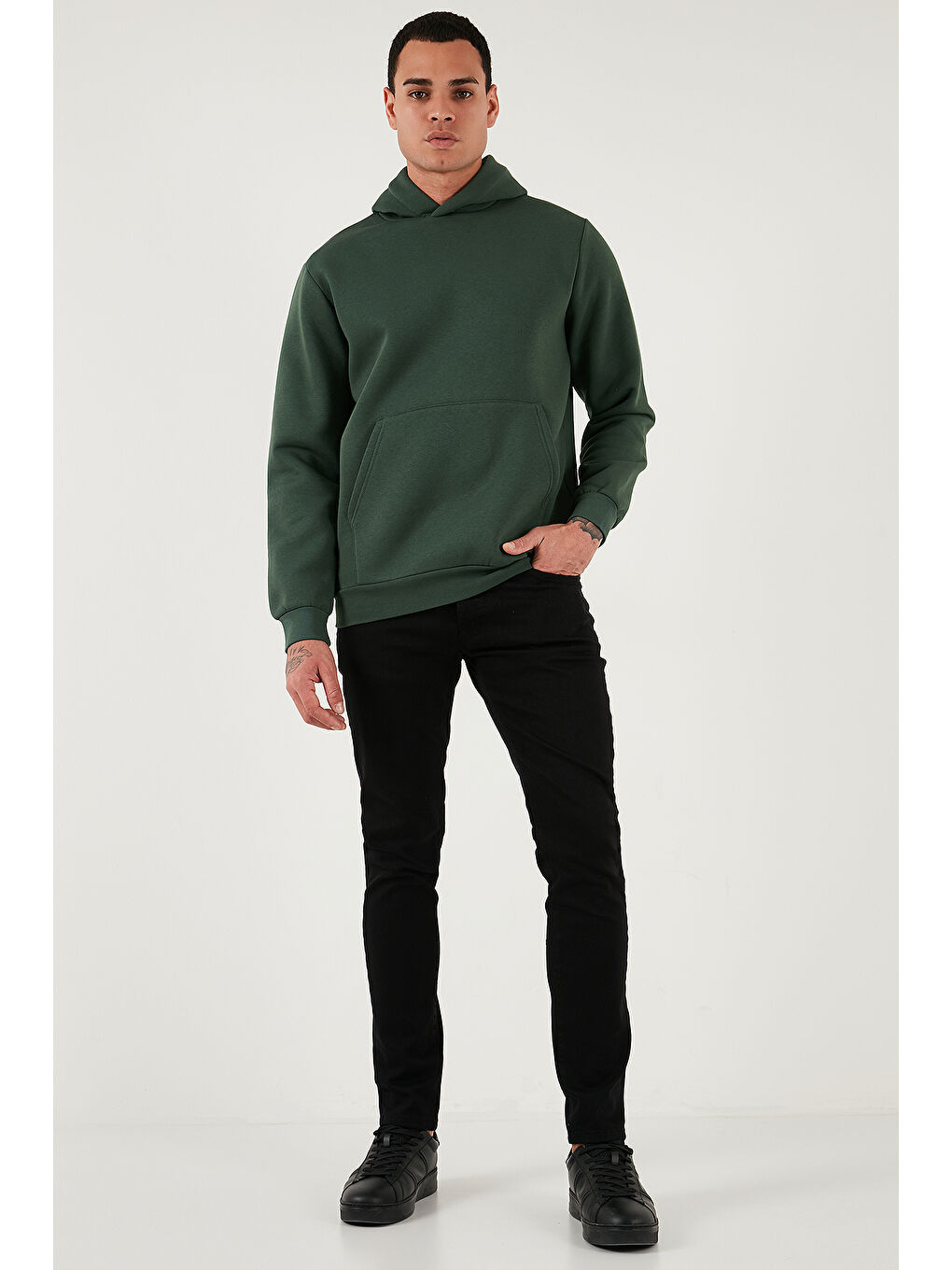 Yeşil Slim Fit Kapüşonlu Kanguru Cepli İçi Tüylü Yumuşak Şardonlu Erkek Sweat 5905281-1