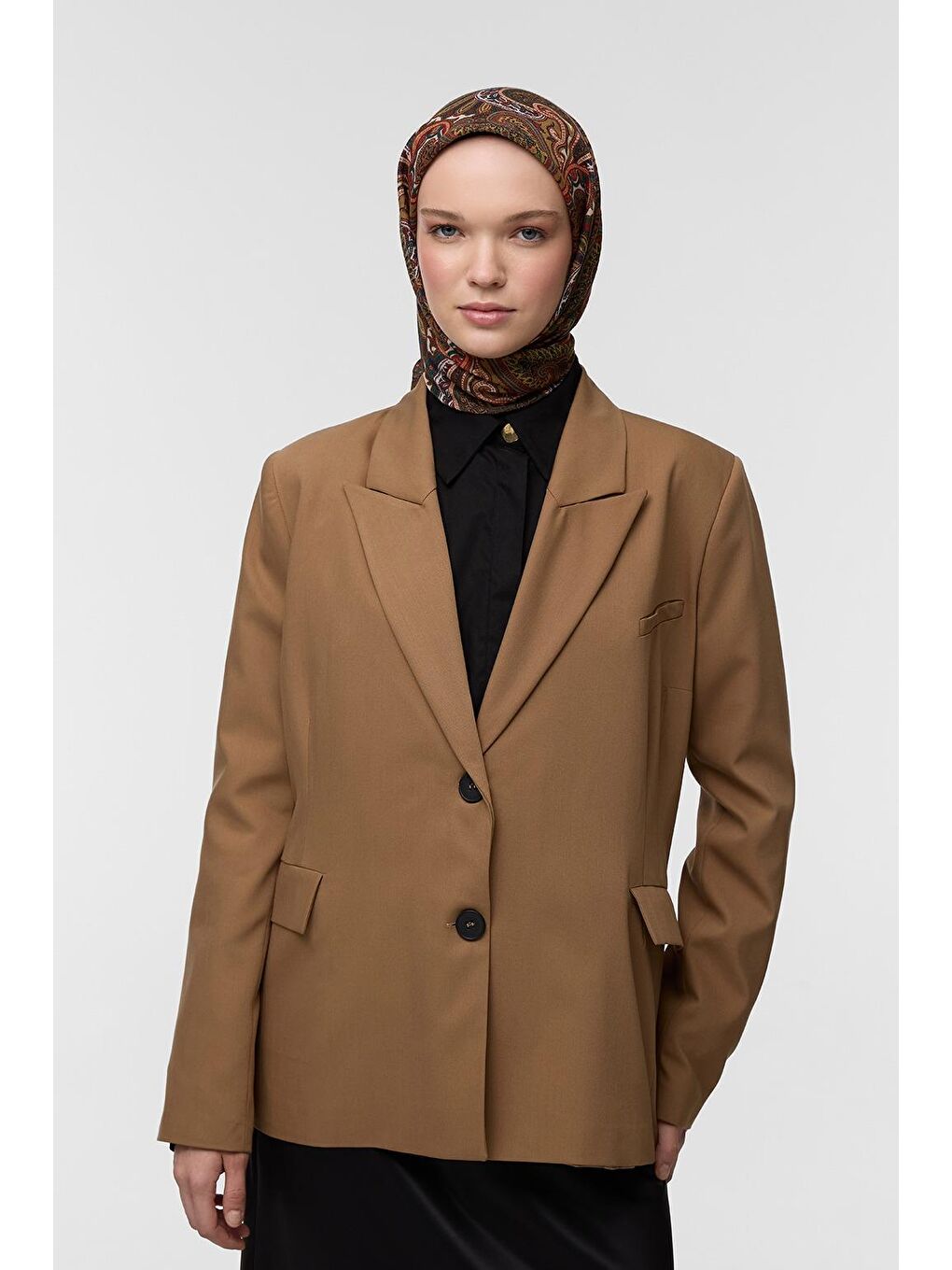 Kahverengi Desenli Pamuk Eşarp Tiya-2