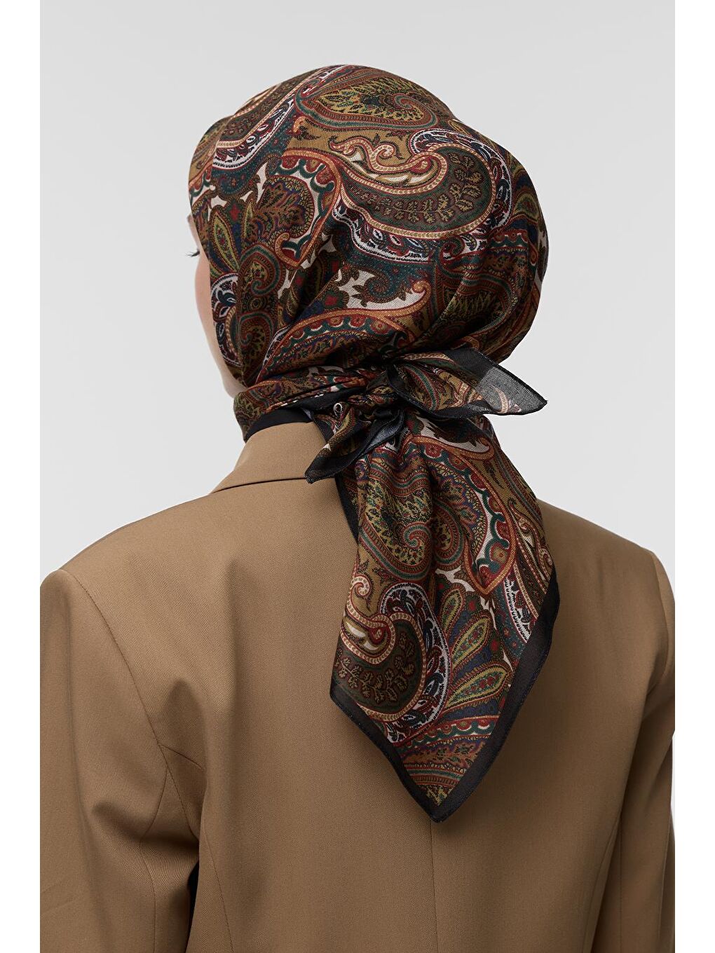 Kahverengi Desenli Pamuk Eşarp Tiya-4
