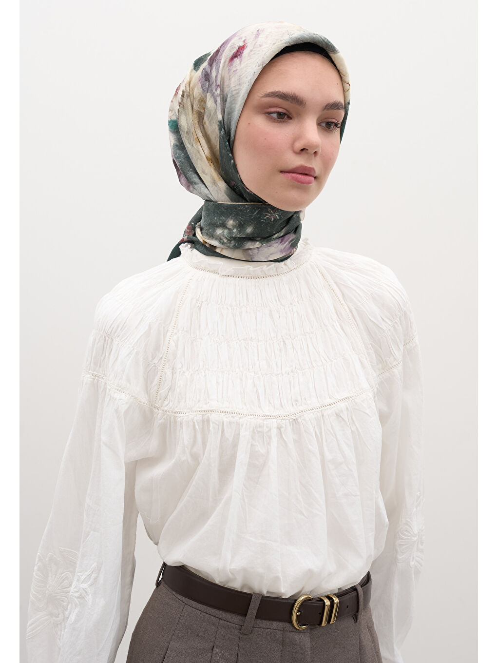 Vıntage Rose Desen Pamuklu Viskon Eşarp Yeşil-1