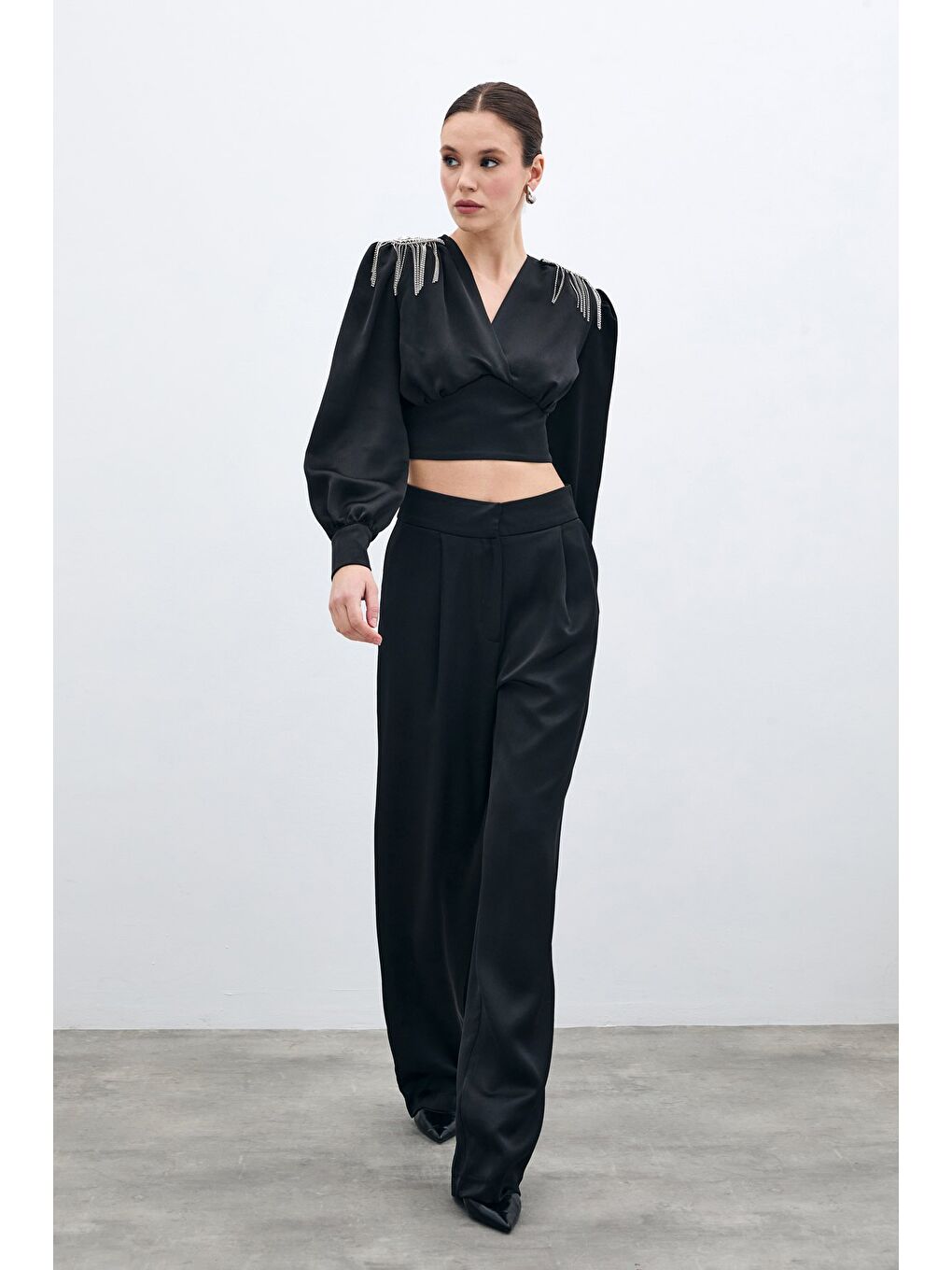 Pileli Saten Krep Pantolon - Siyah