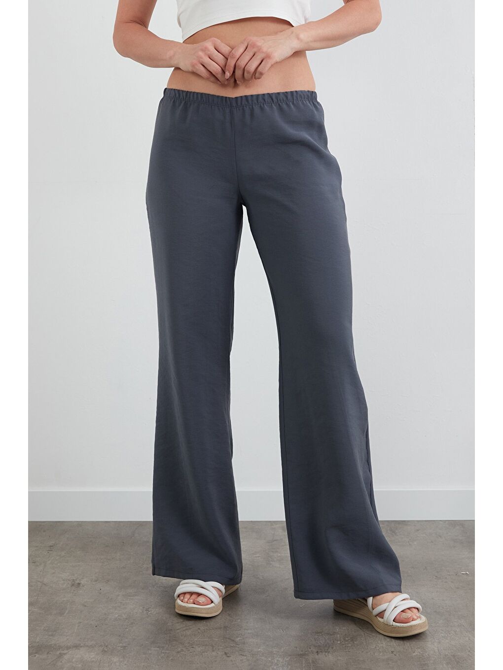 Antrasit Beli Lastikli Düşük Bel Modal Palazzo Pantolon-2