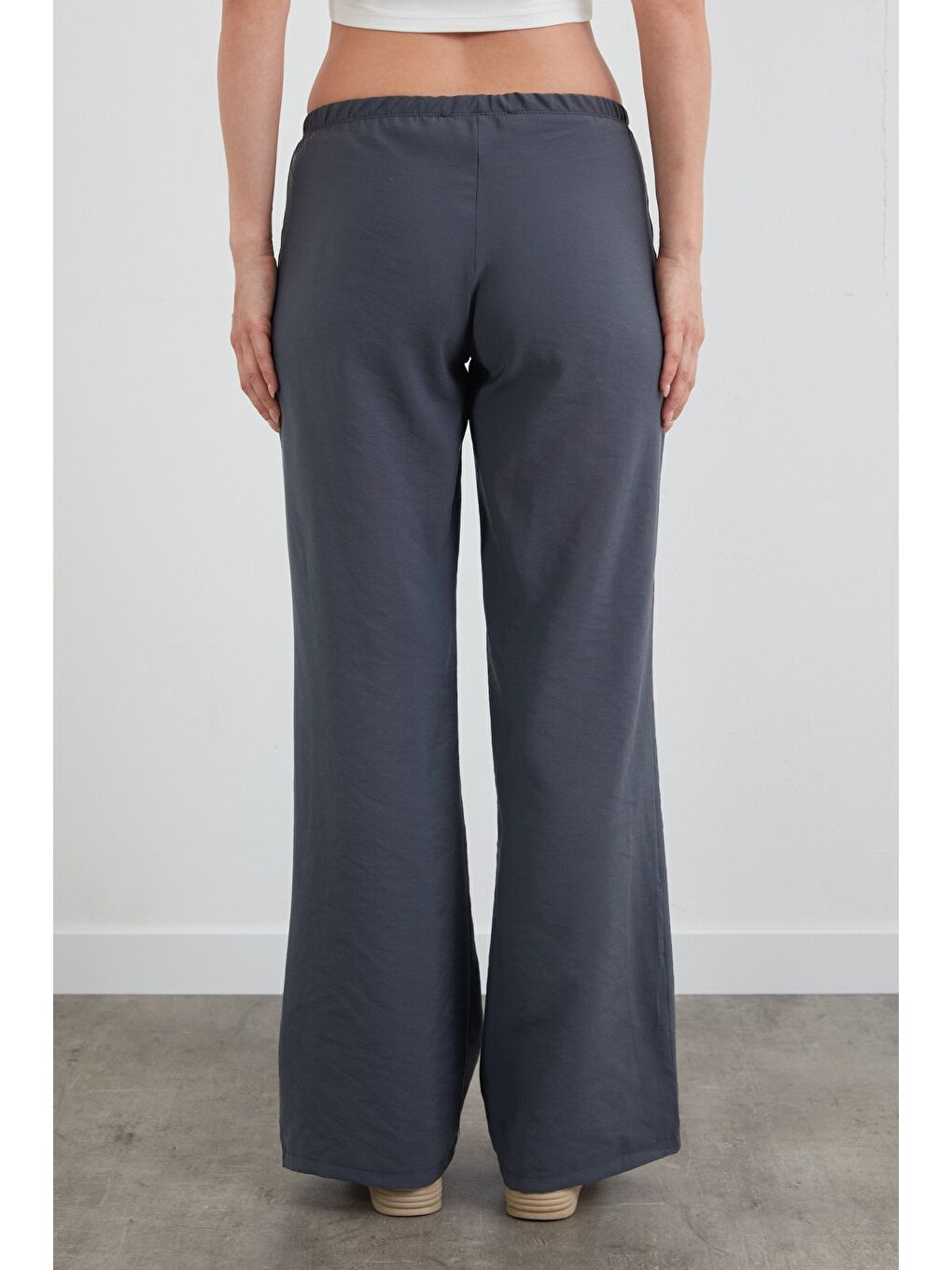 Antrasit Beli Lastikli Düşük Bel Modal Palazzo Pantolon-3