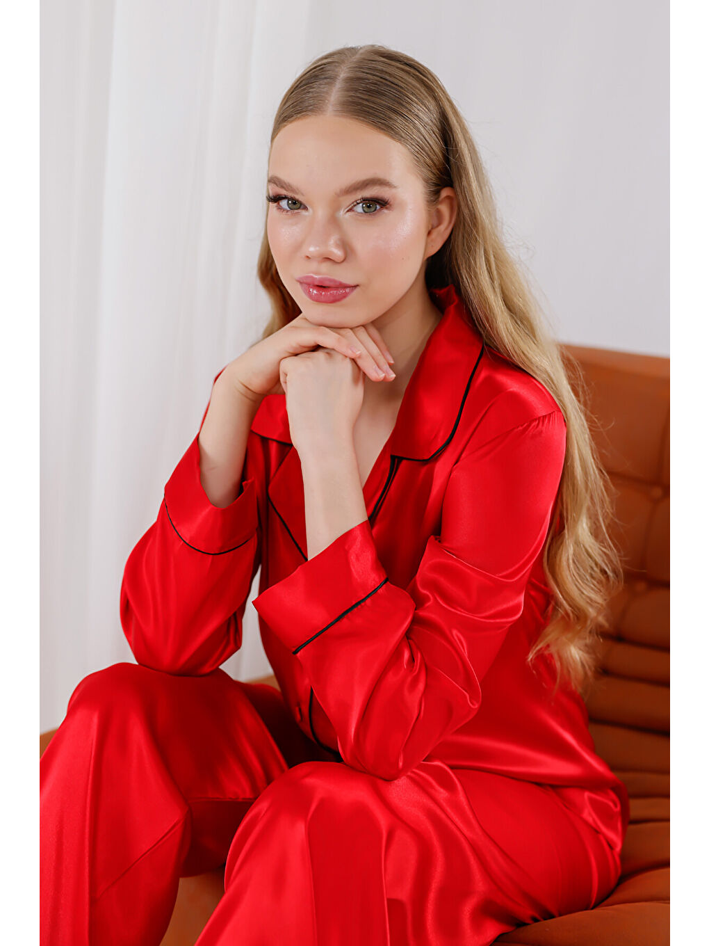 Kırmızı Saten Pijama Takımı-3