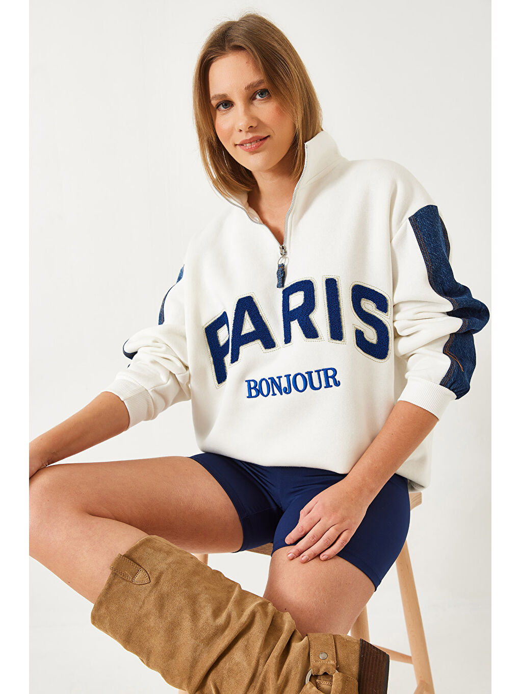 Beyaz Denim Detaylı Üç İplik Şardonlu Oversize Fermuarlı Sweatshirt-1