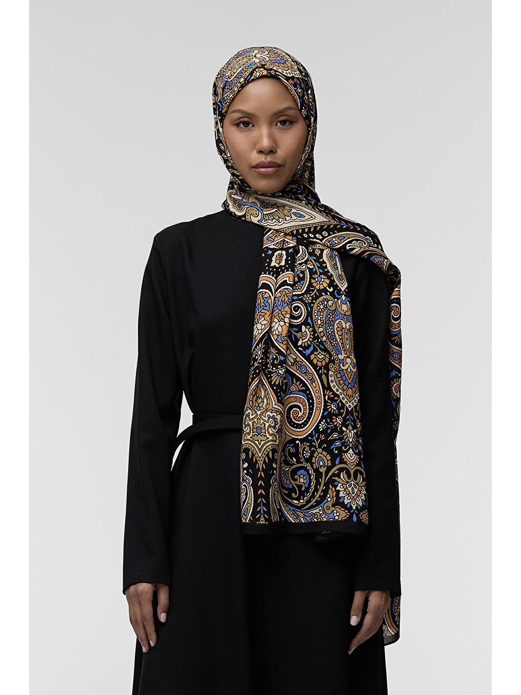 Siyah Deluxe Şal Priya Desenli-2