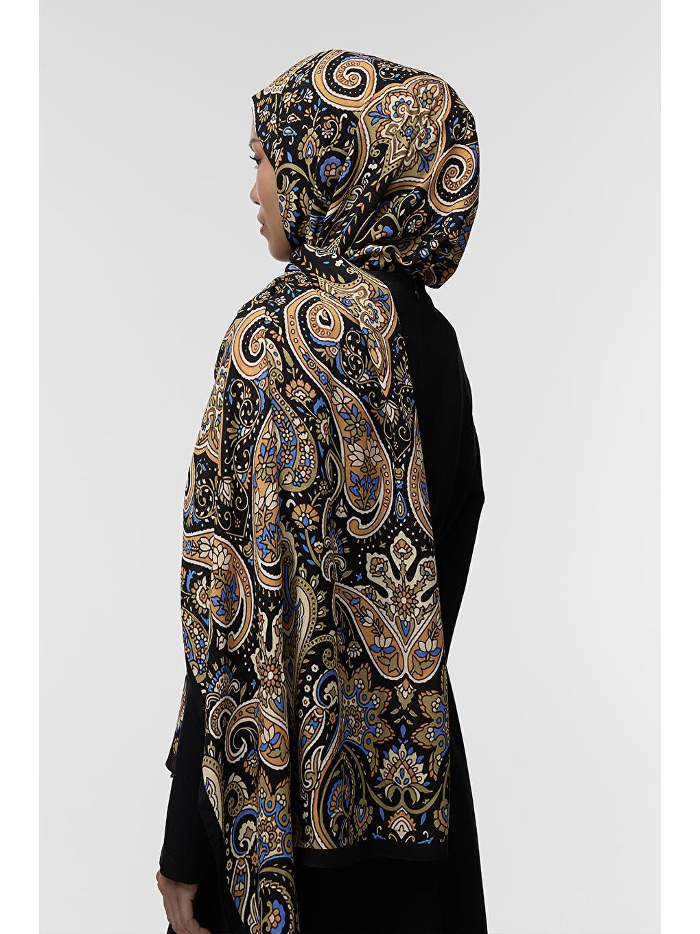 Siyah Deluxe Şal Priya Desenli-6