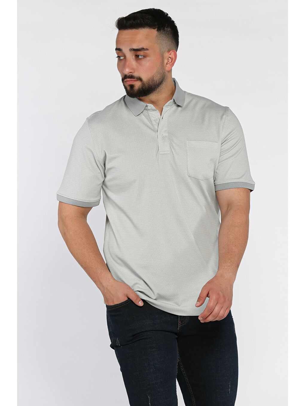 Gri Erkek Polo Yaka Tek Cepli Desenli Tişört