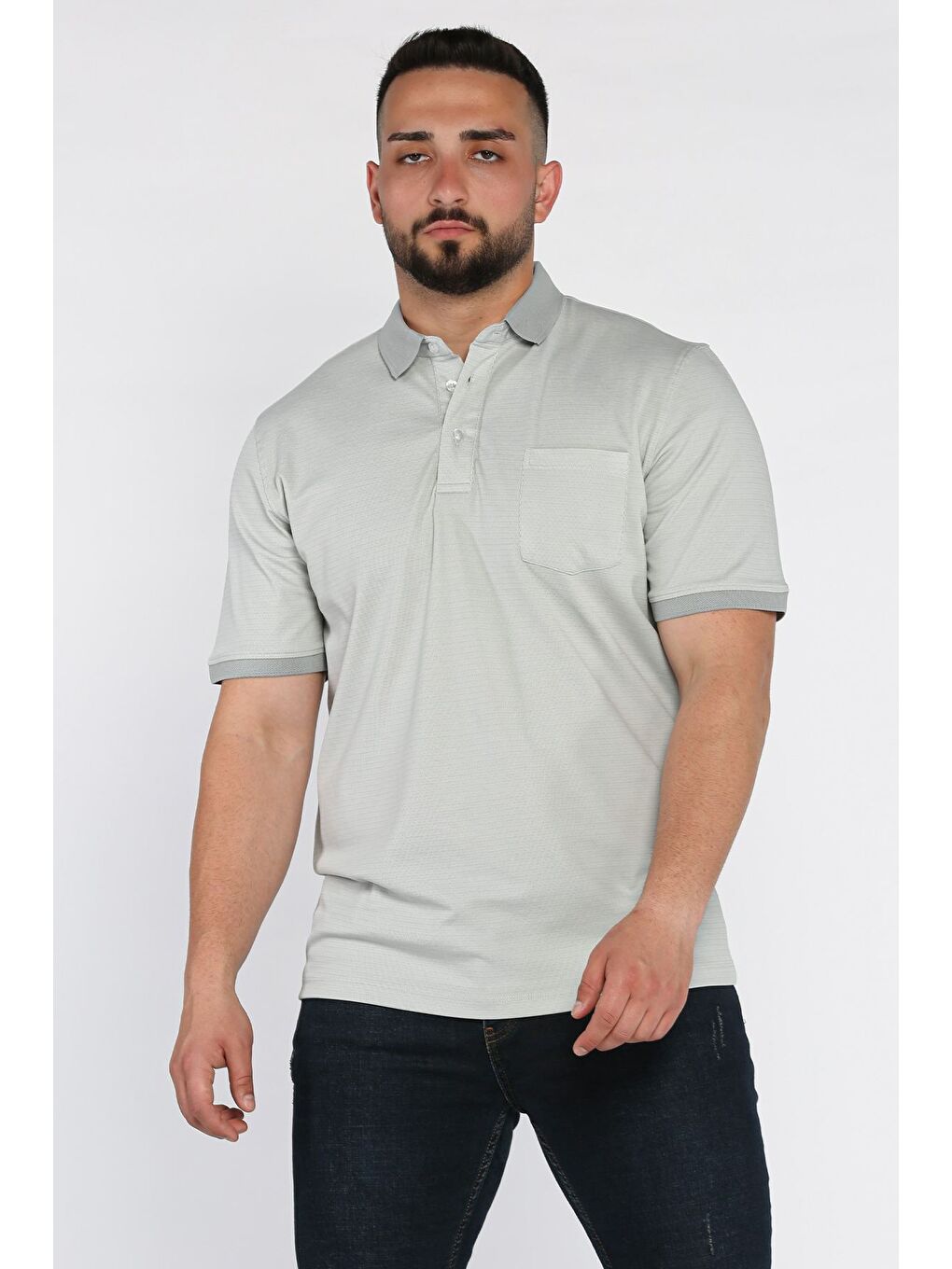 Gri Erkek Polo Yaka Tek Cepli Desenli Tişört-1