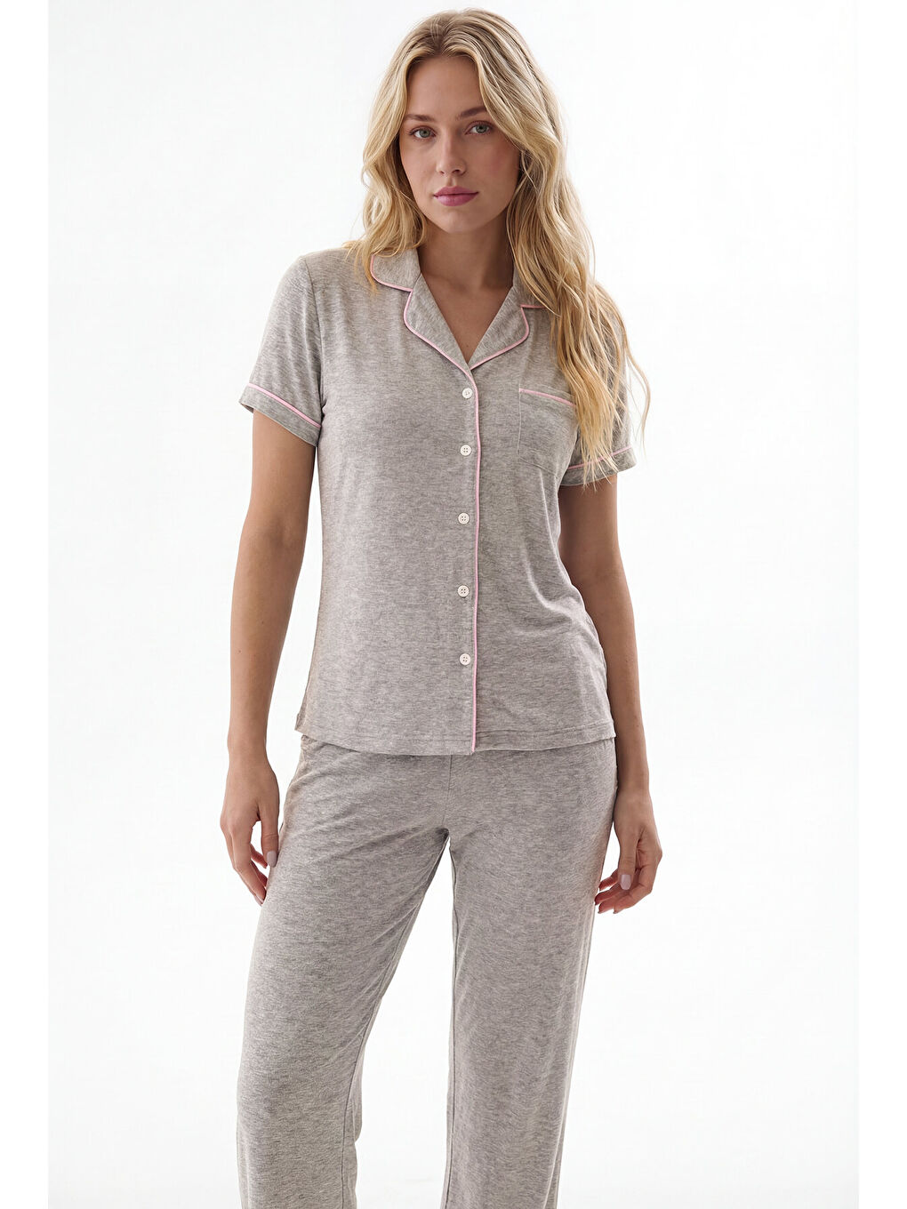 Gri Çizgi Detaylı Önden Düğmeli Pijama Takımı-1