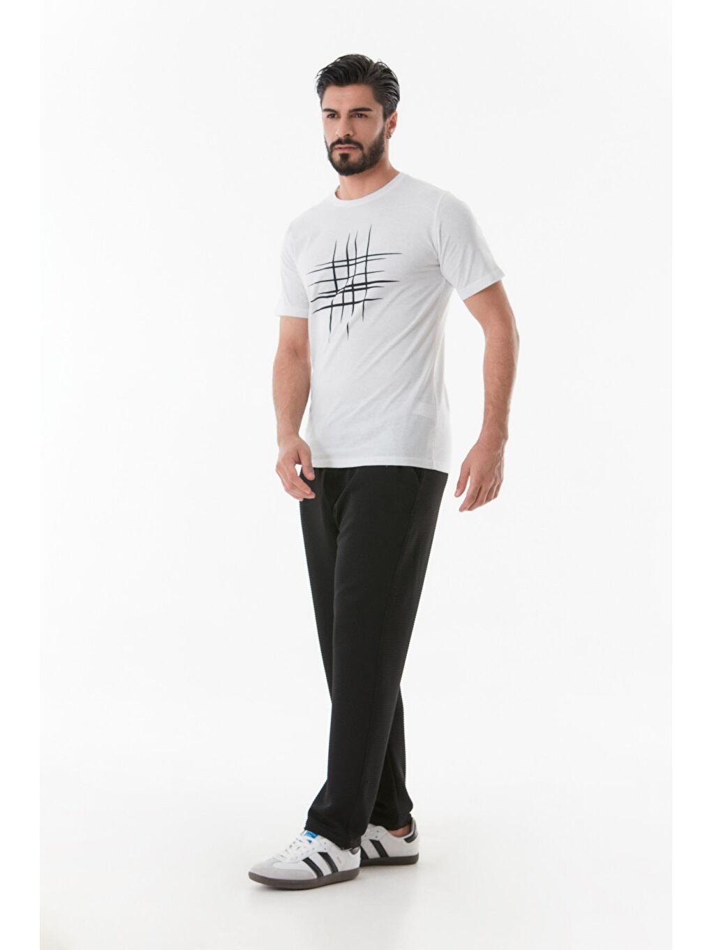 Beyaz Baskılı Bisiklet Yaka Tişört-1