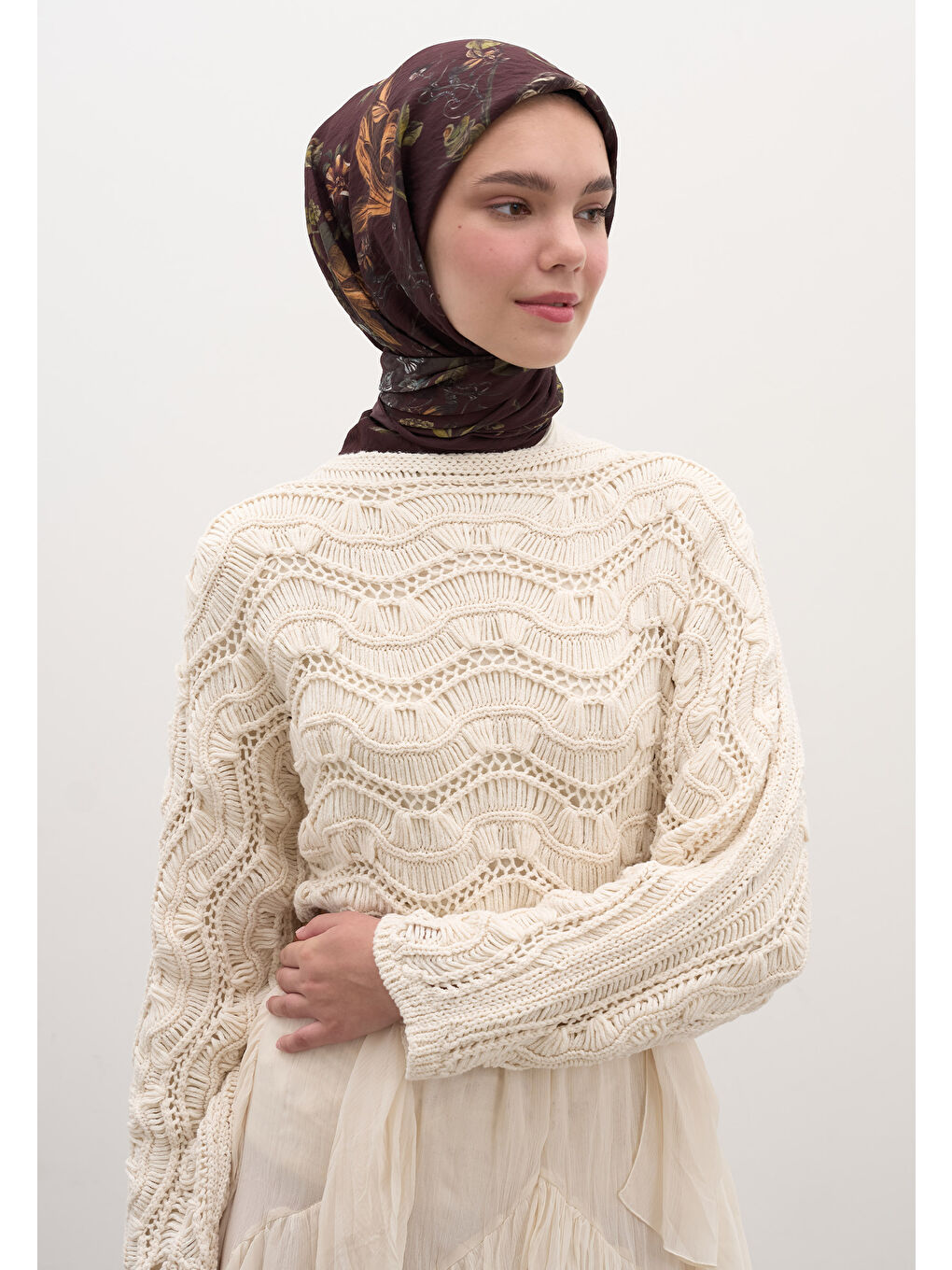 Gısele Desen Pamuklu Viskon Eşarp Bordo-1